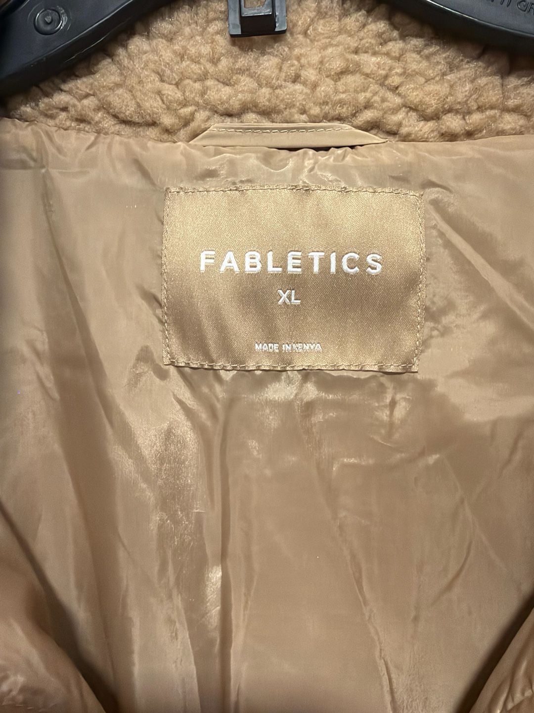 Fabletics Teddy Jacket Size XL Tan Sherpa Fleece Zip Pockets New 7