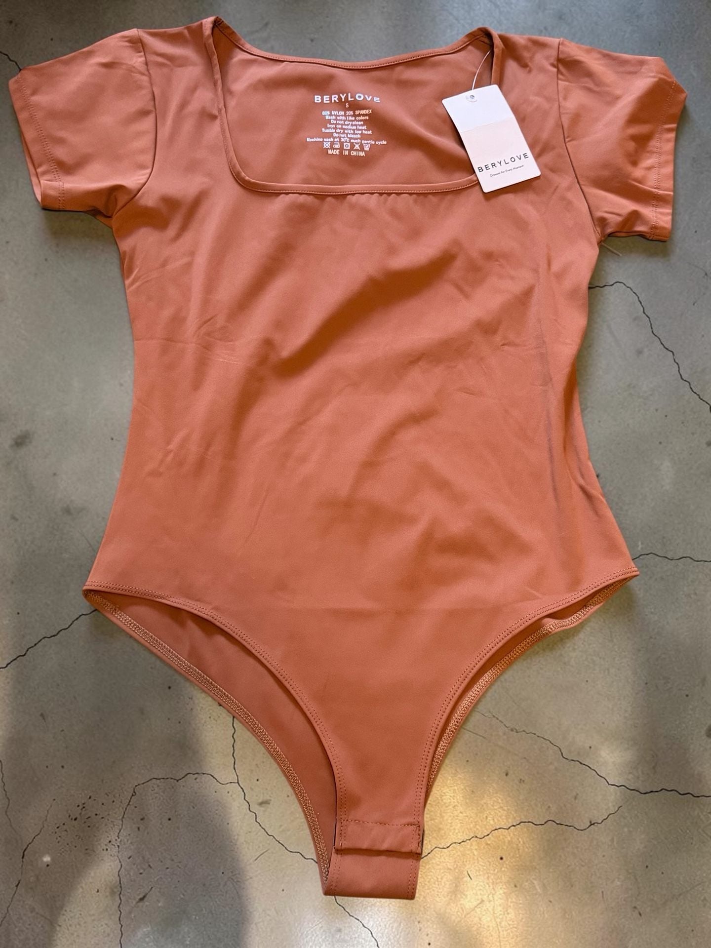 Berylove Short Sleeve Bodysuit Size S Terracotta Square Neck 2