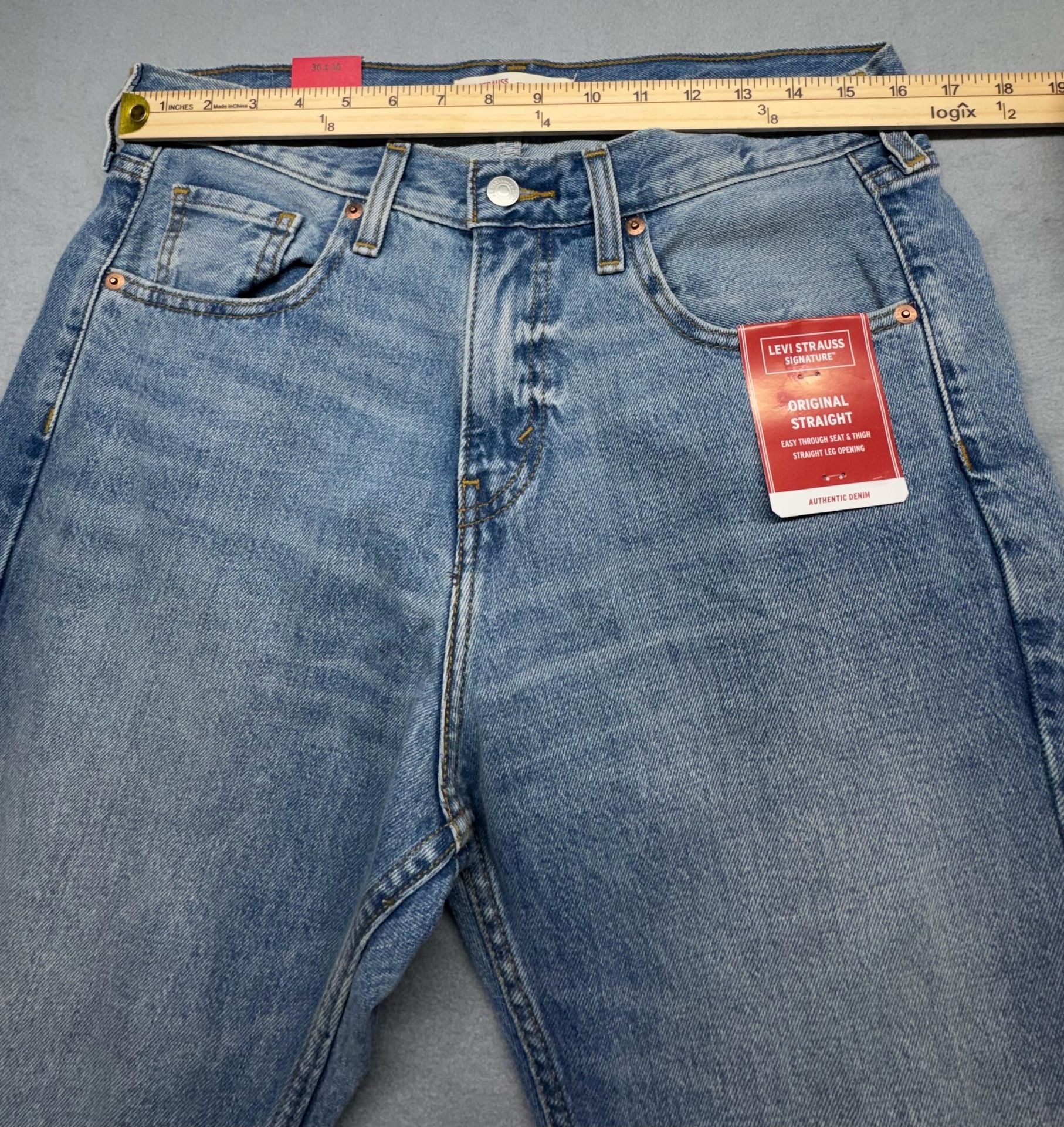 Levi Strauss Signature Original Straight Jeans Size 30x30 Wash 6