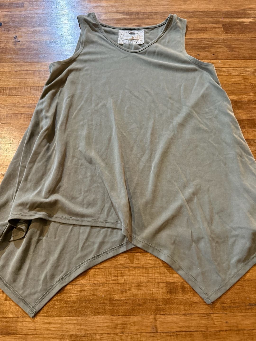 Cupio Tank Top Size M Green Asymmetrical Hanky Hem (b1) 3