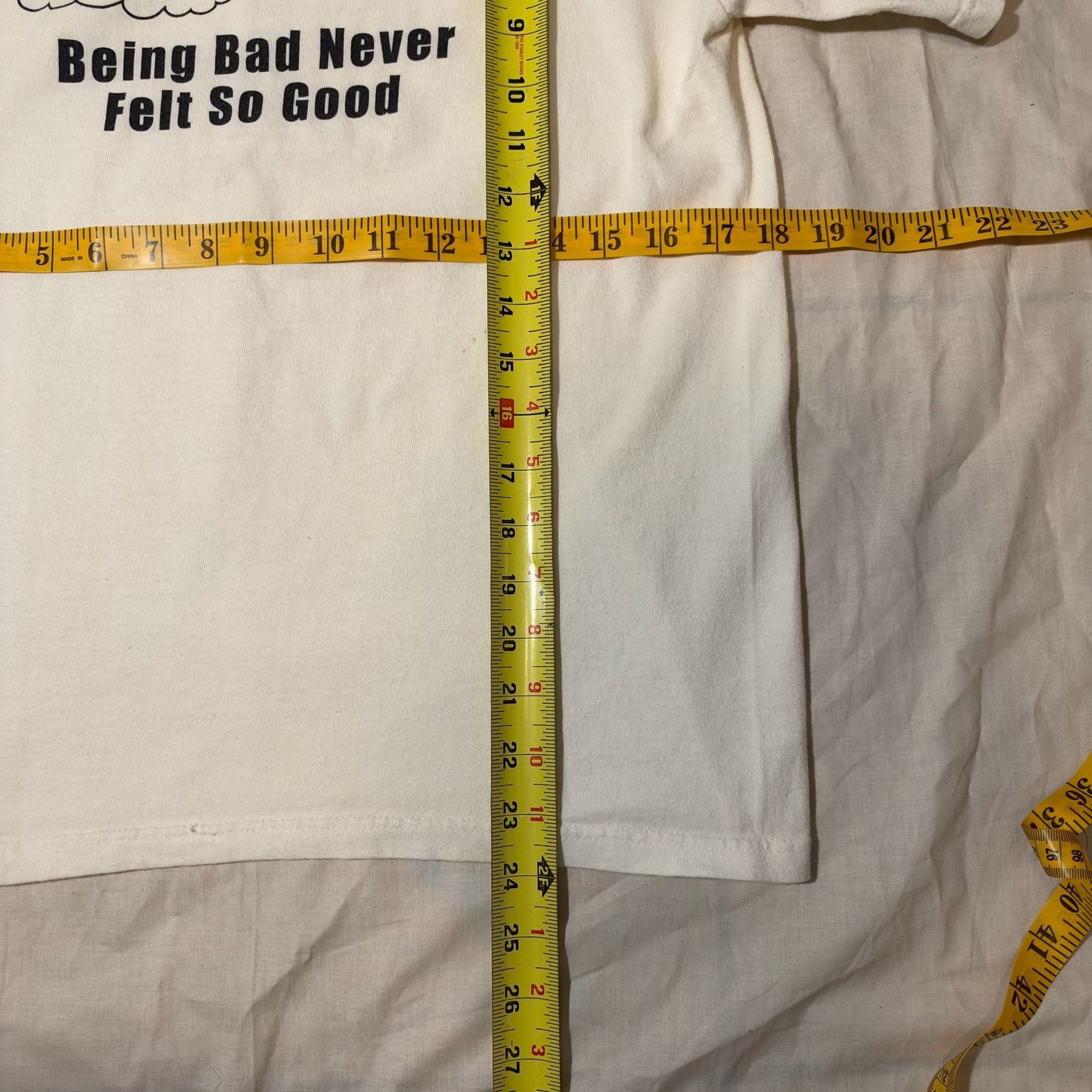 Vintage Chi Omega Being Bad Never Felt So Good Graphic T-Shirt White Size S 8
