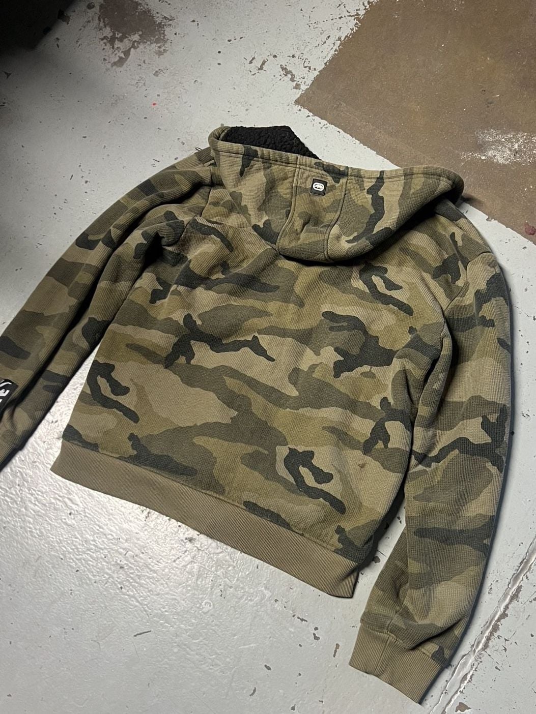 Product thumbnail 6