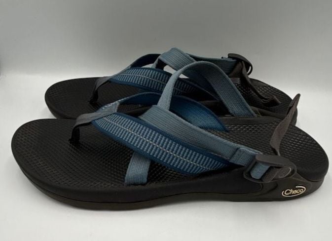 Chaco Z/Cloud 2 Sandals Men Blue Athletic Hiking
Size 13 M
#890 6