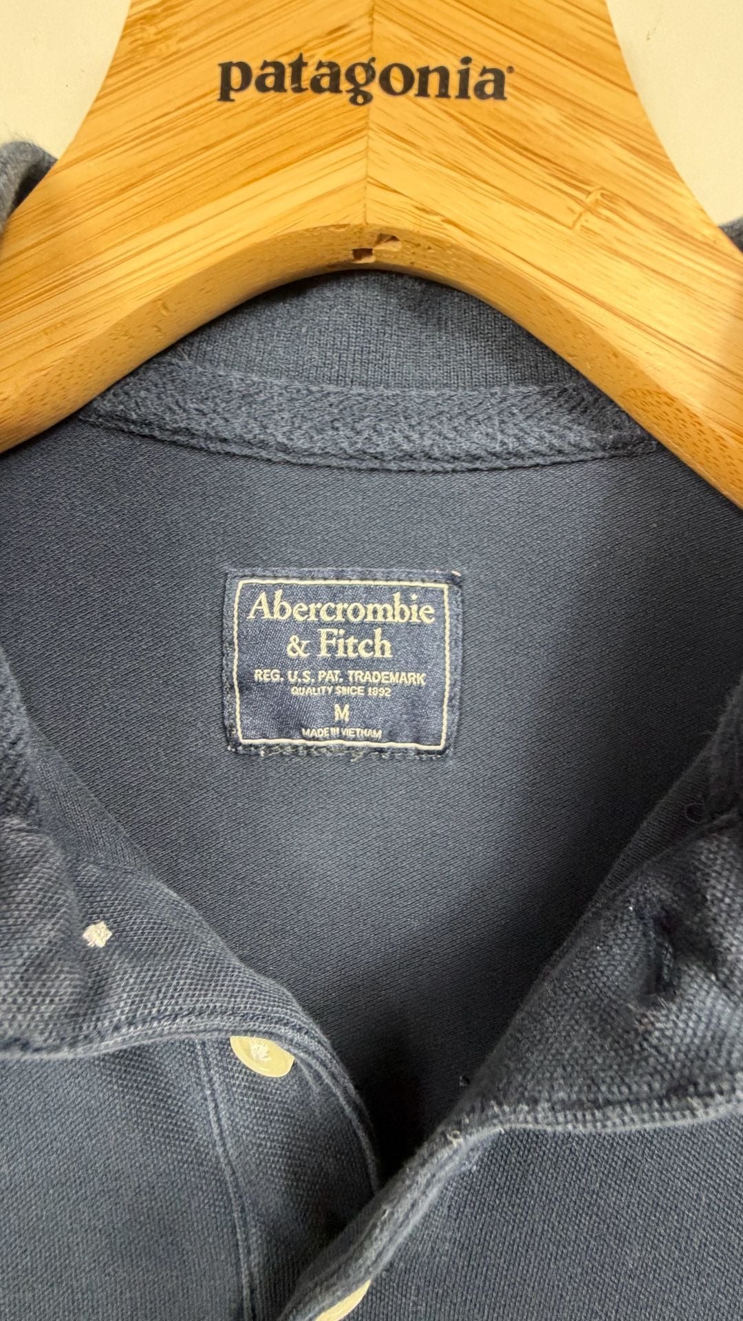 Abercrombie & Fitch Polo Shirt Size M Navy Taco Graphic 4