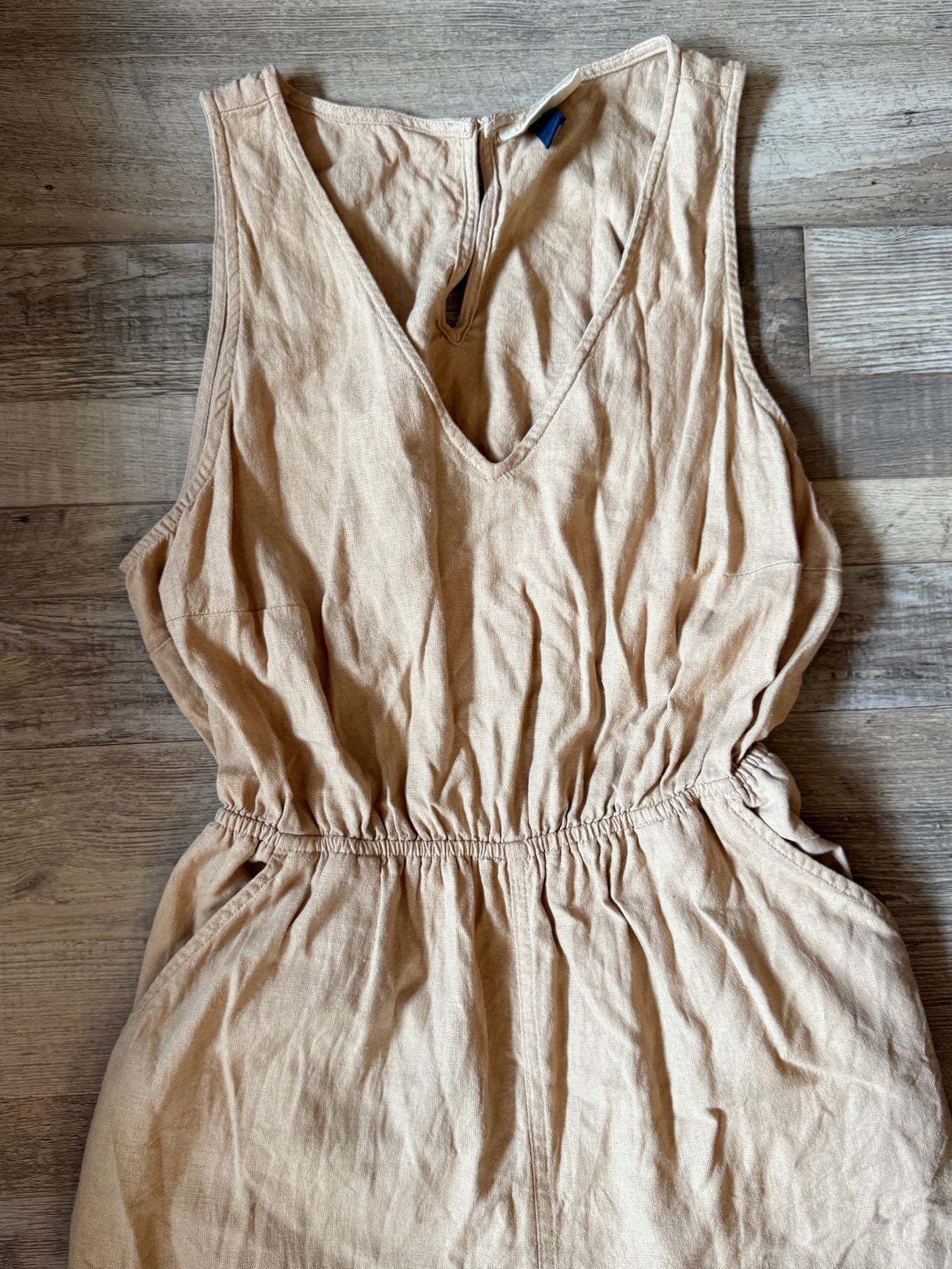 Universal thread women’s jumpsuit size M 4