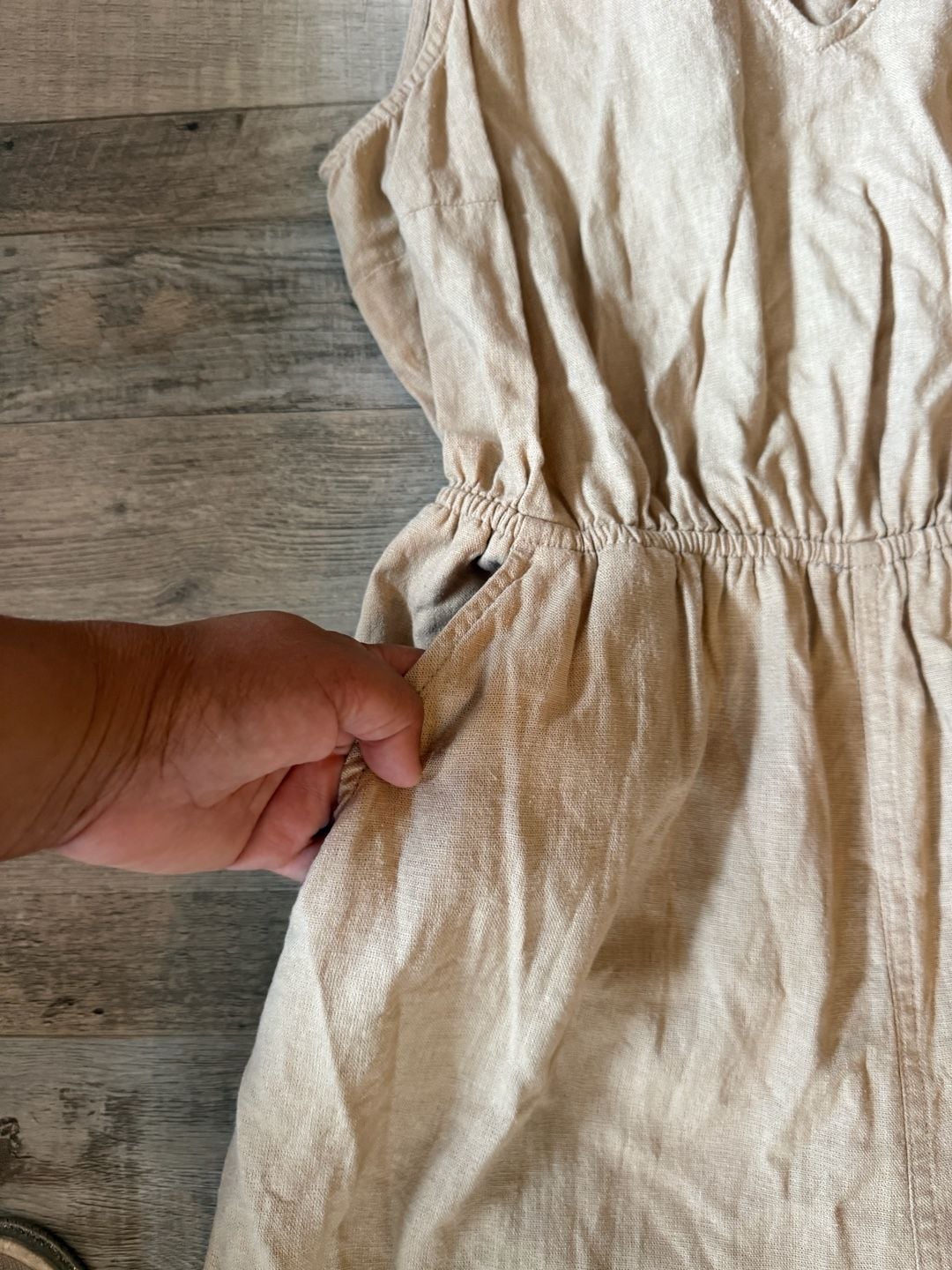 Universal thread women’s jumpsuit size M 9