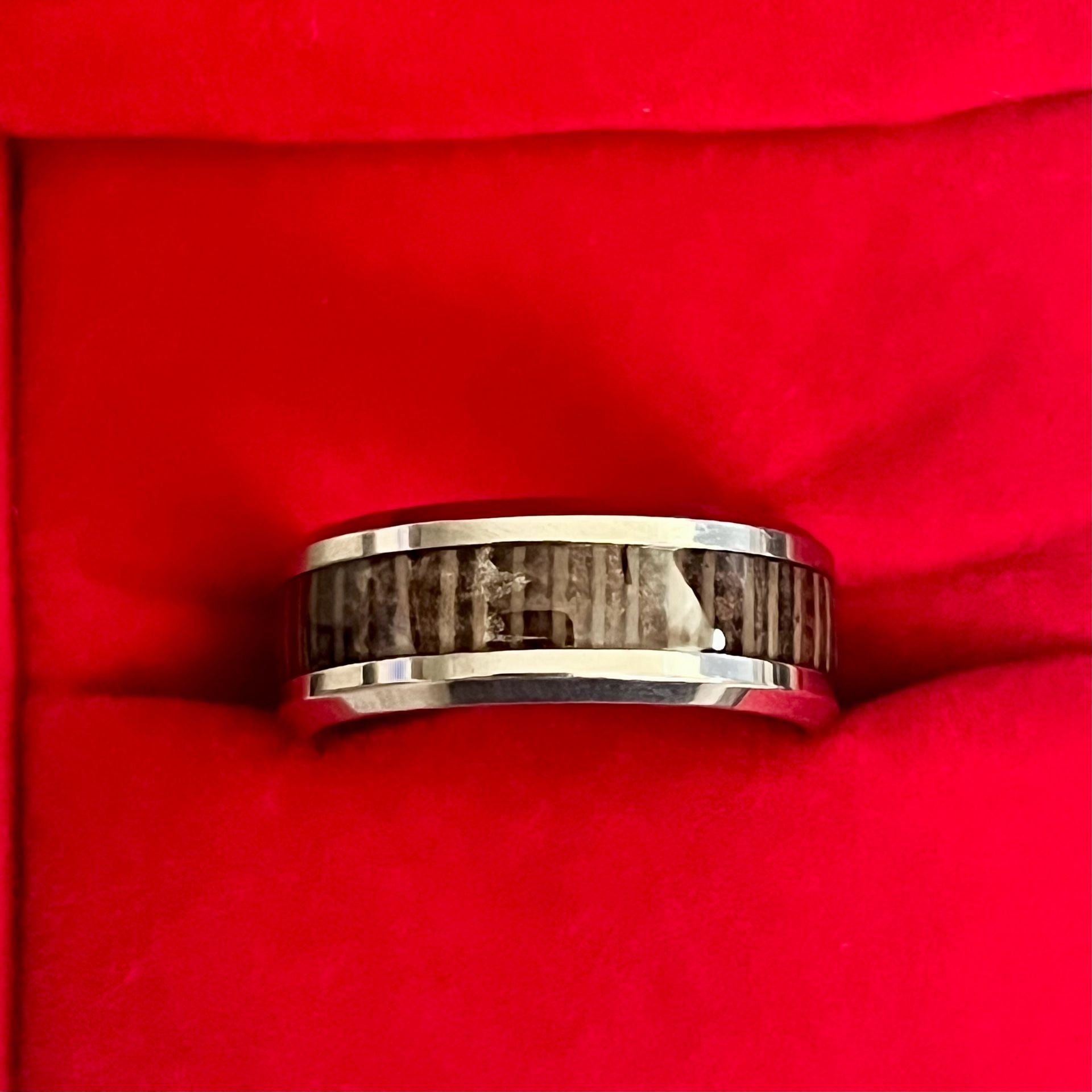 Tungsten Antler And Wood Inlay Polished Finish 8mm Band Ring Size 9-Unisex 3