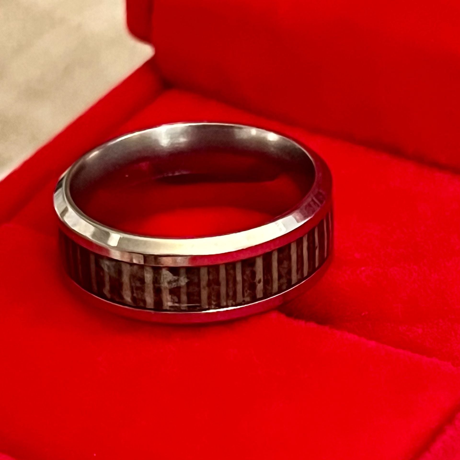 Tungsten Antler And Wood Inlay Polished Finish 8mm Band Ring Size 9-Unisex 5