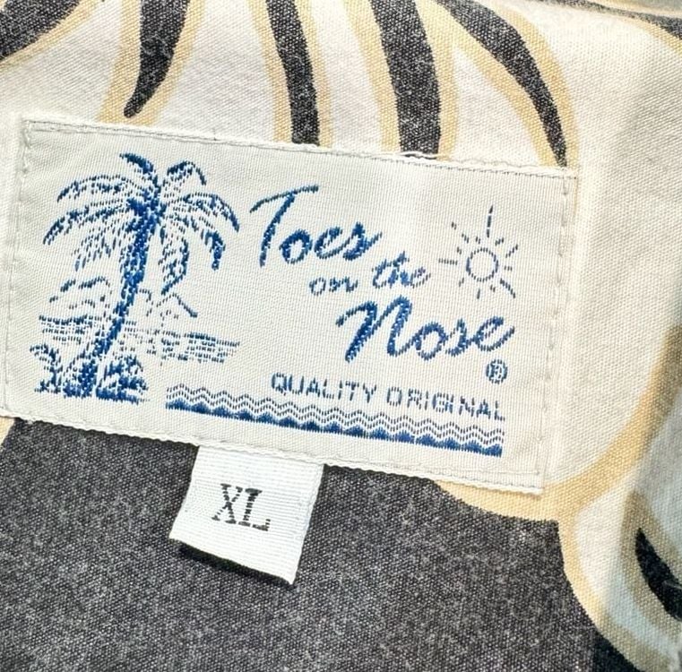 Vintage Toes on the Nose Men’s XL Hawaiian Shirt Black Hibiscus Aloha Surf 3