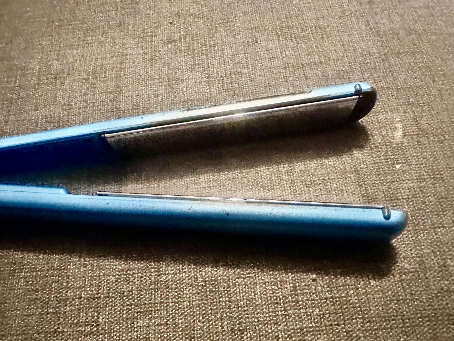 BaByliss PRO Nano Titanium Flat Iron Straightener Adjustable Heat Blue 9