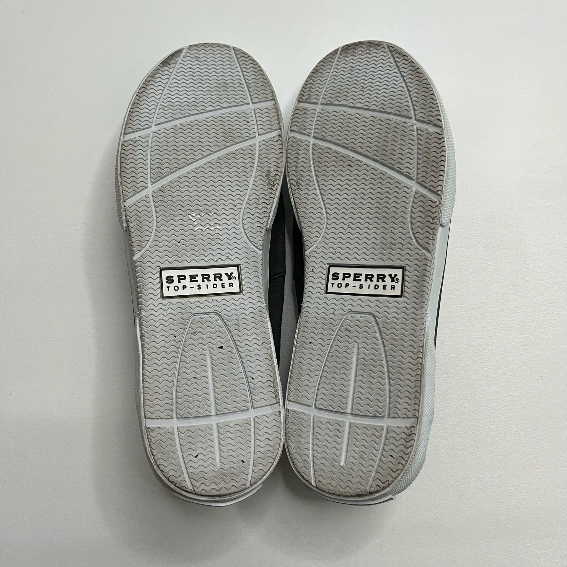 Sperry Halyard 2-Eye Size 8.5 M Black Canvas Boat Shoes 9