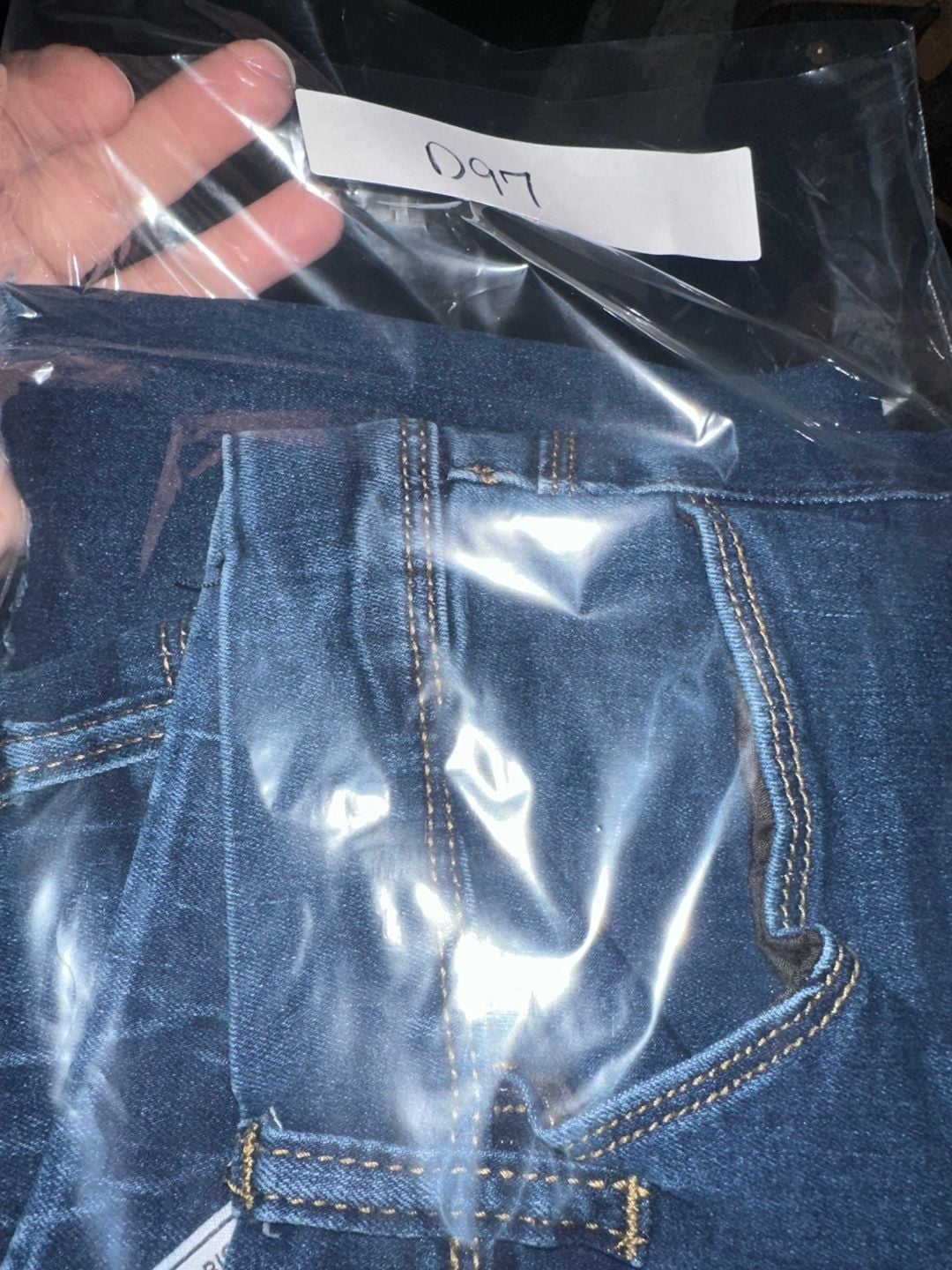 Ymi Jeans High-Rise Flare Size M Dark Wash Distressed 7