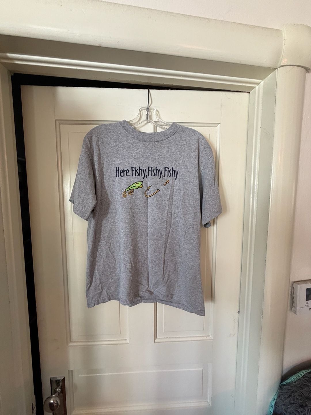 Anvil Here Fishy Fishy Fishy T-Shirt Size M Gray Fishing Graphic 2