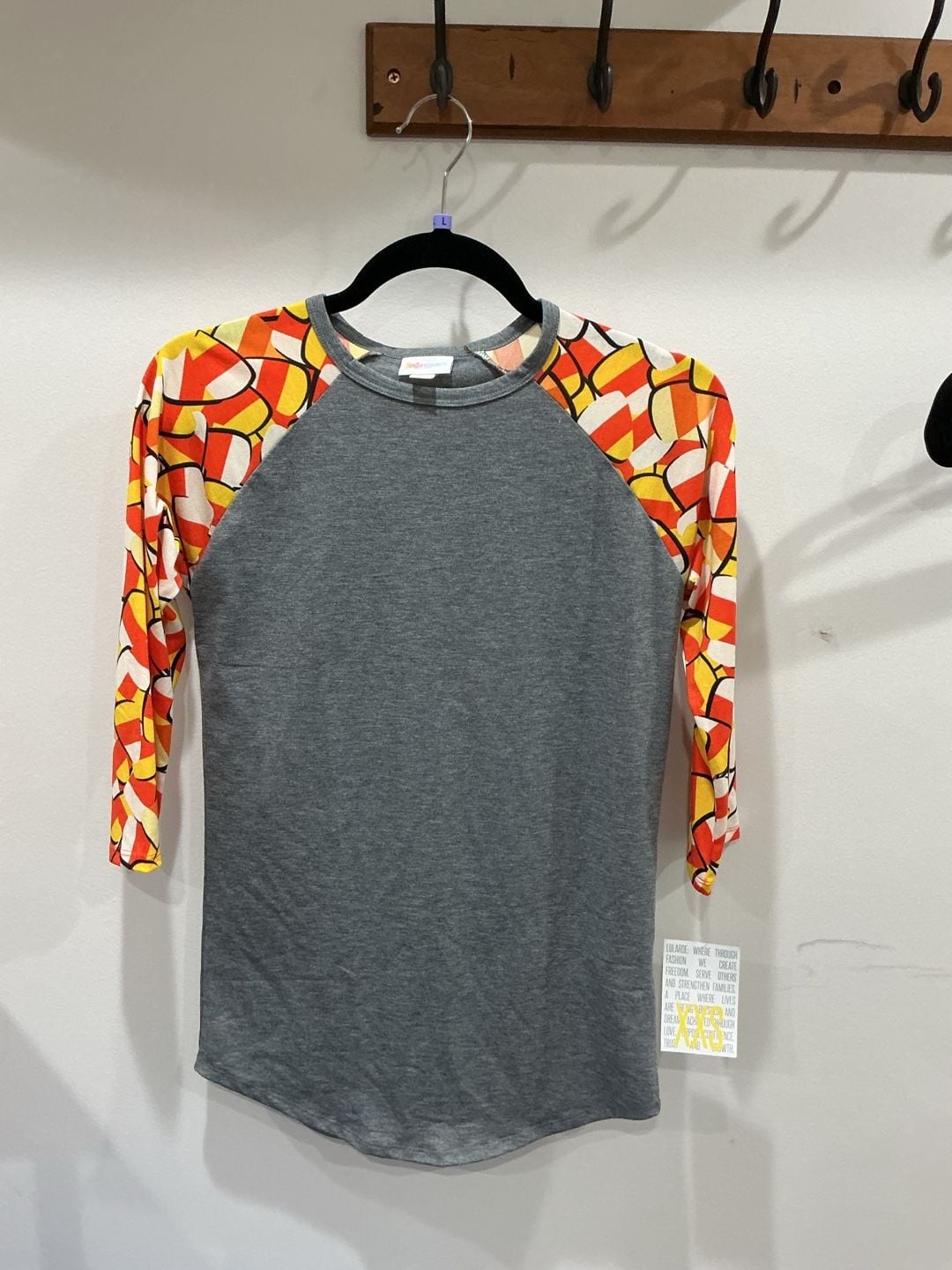 LuLaRoe Irma raglan Size xxs Gray Candy Corn Sleeves #58 2
