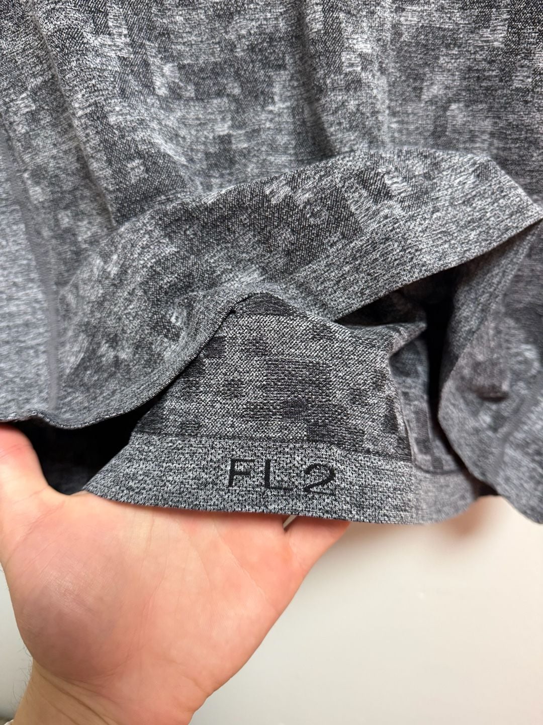 Lululemon FL2 Men's Gray Pixel Camo Seamless Workout Athletic T-Shirt 7