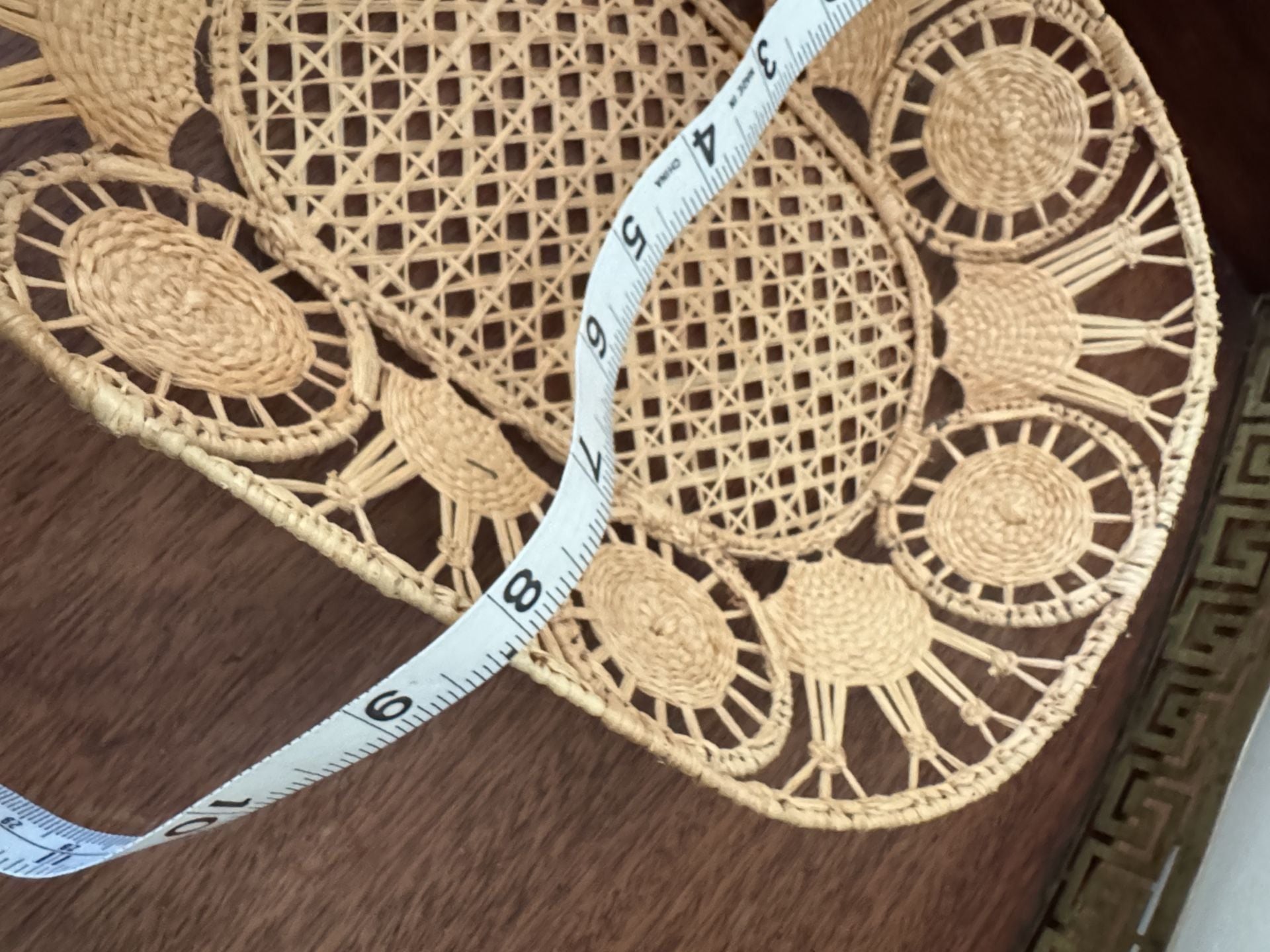 Vintage Hand Woven Straw Raffia Wicker Basket Oval Trinket Tray 8