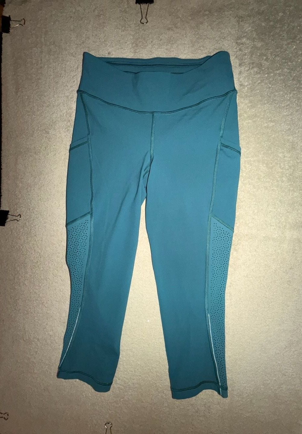 Lululemon Ready To Race Crop Leggings Deep Cove with ventilation 2