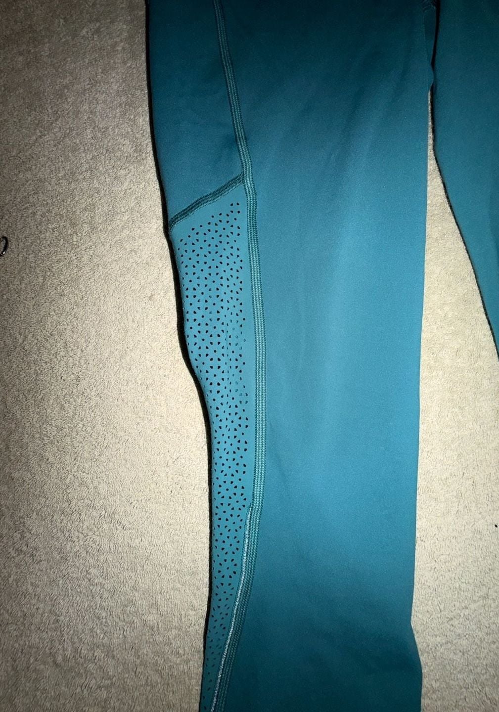 Lululemon Ready To Race Crop Leggings Deep Cove with ventilation 4