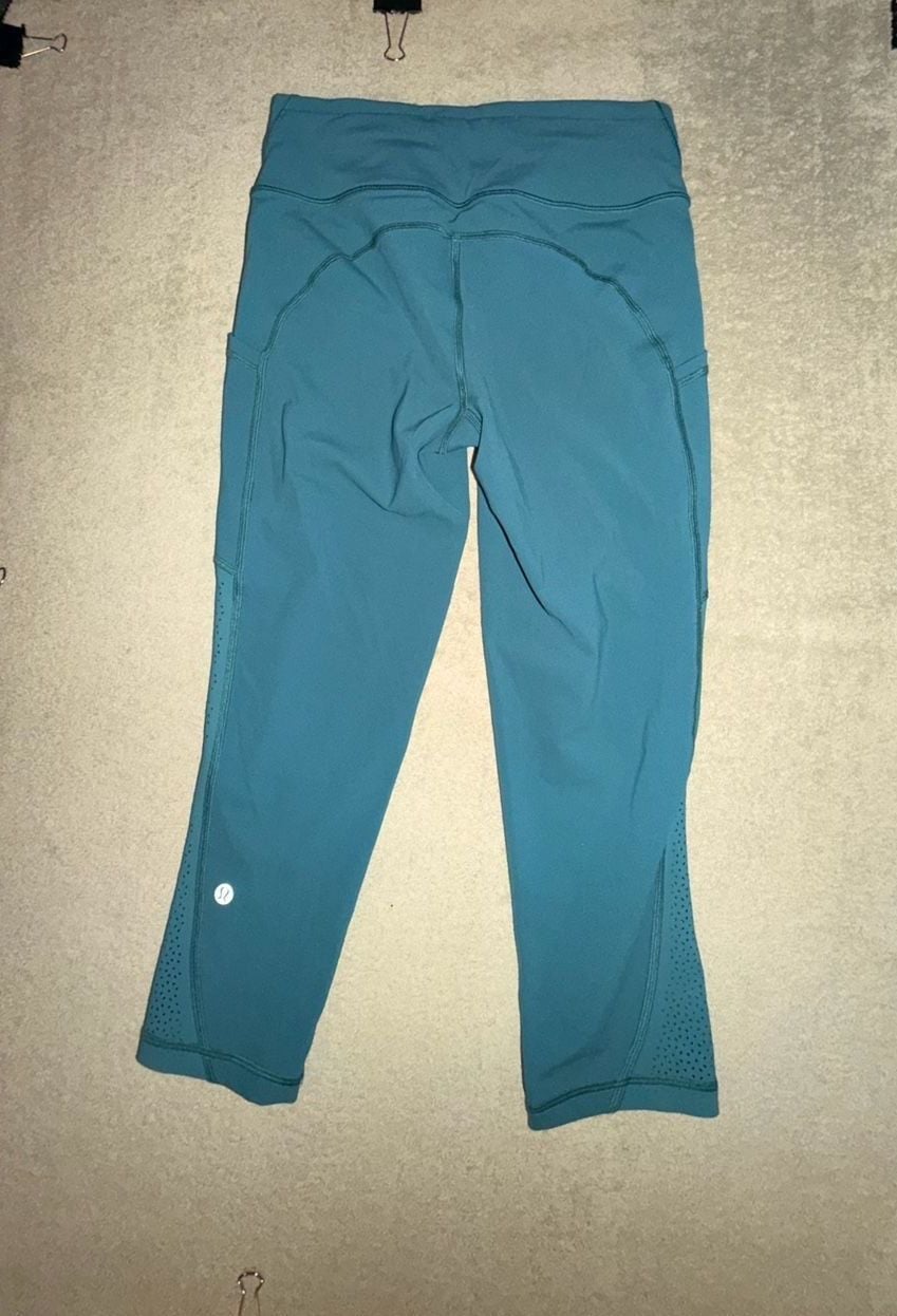 Lululemon Ready To Race Crop Leggings Deep Cove with ventilation 7