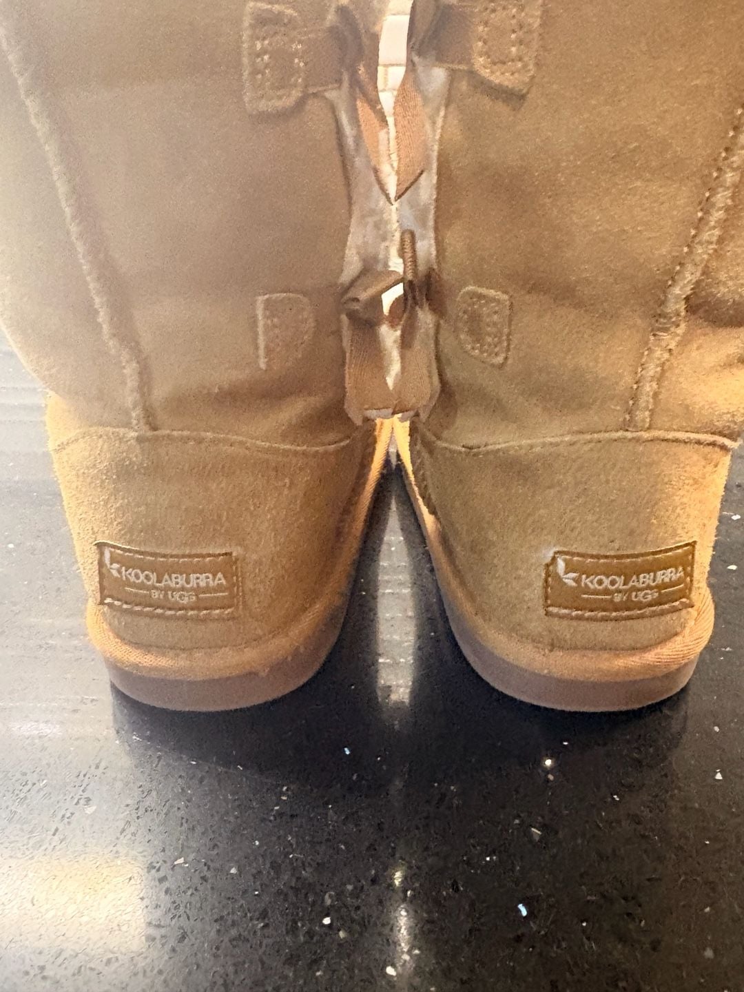 Koolaburra by UGG Victoria Tall Boots Chestnut Suede Bows Shearling 8