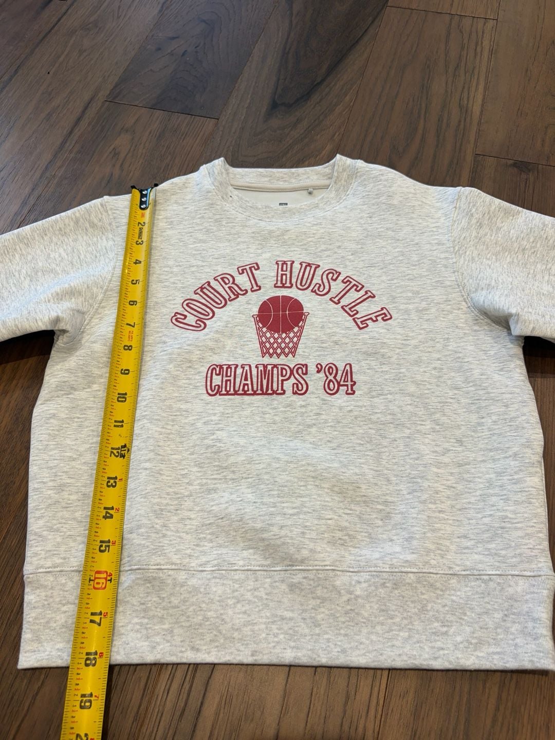Uniqlo Court Hustle Champs 84 Sweatshirt Size 7-8 Gray Graphic Dry Stretch 3