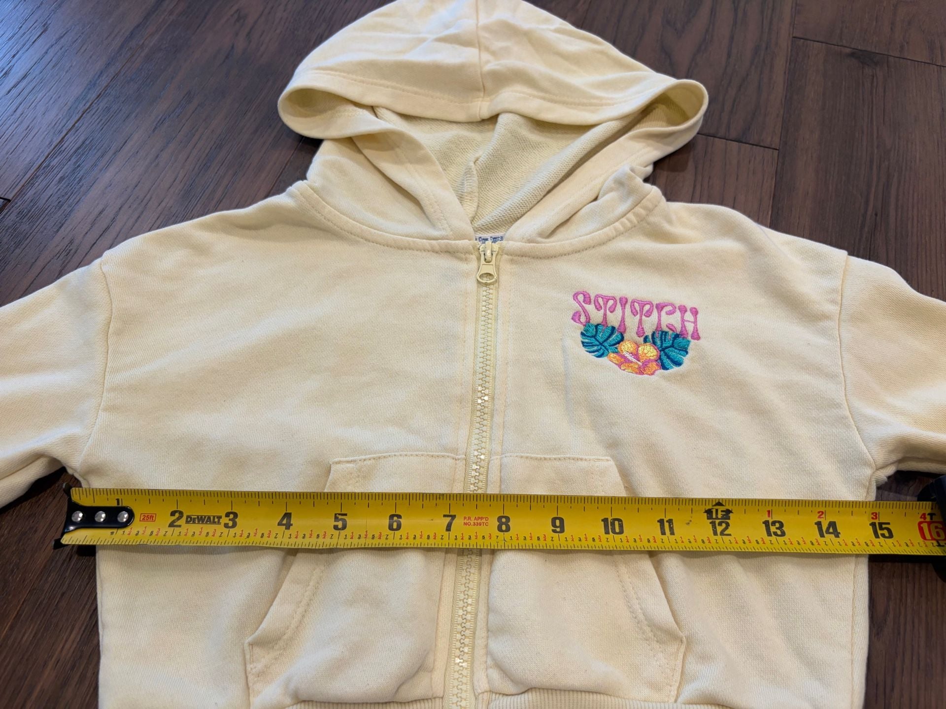 Product thumbnail 4