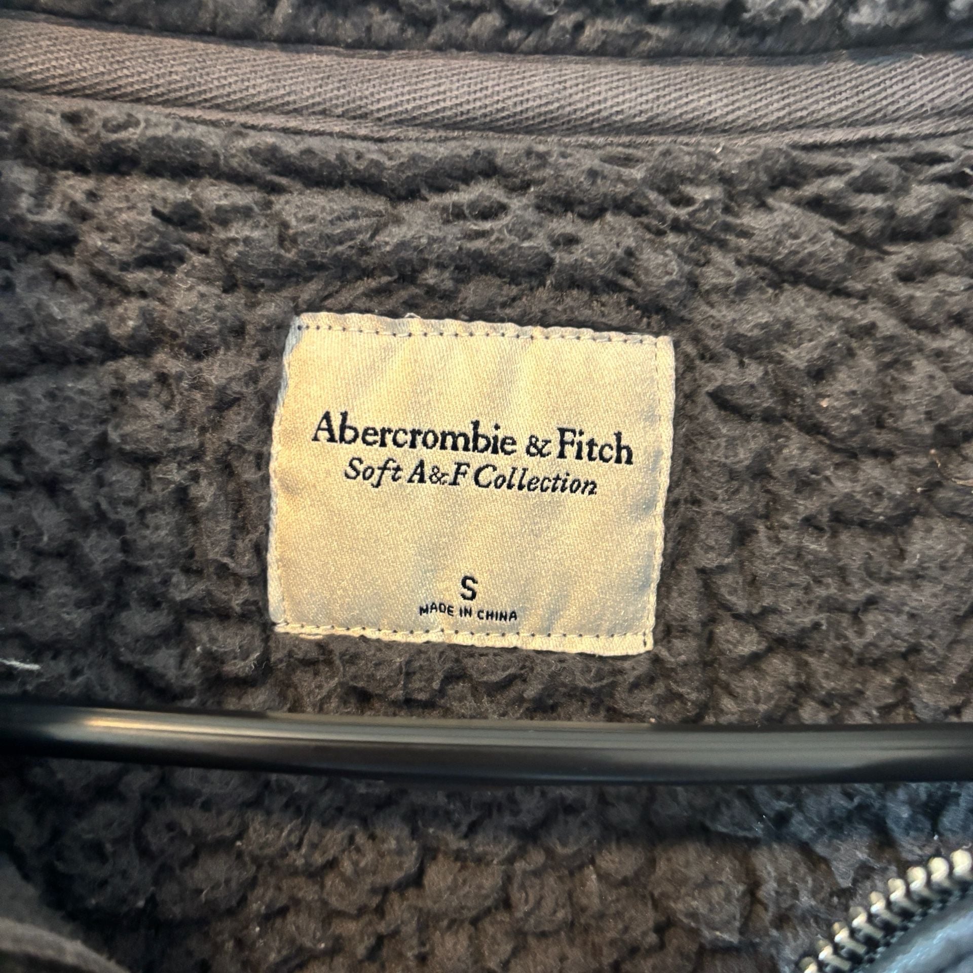 Abercrombie & Fitch Sherpa 1/4 Zip Pullover Size S Dark Gray Teddy 4