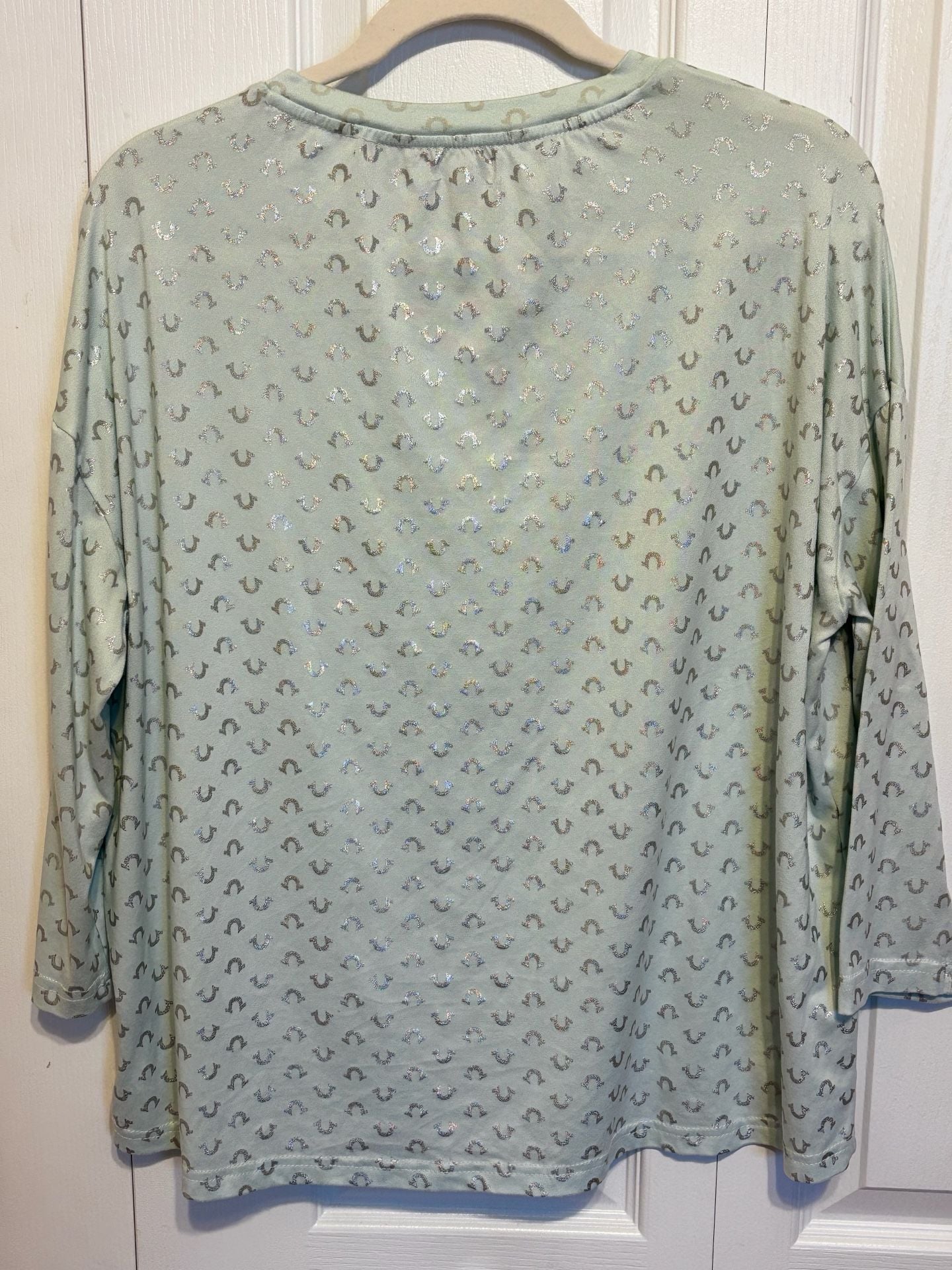 True Religion Horseshoe Print Long Sleeve Top Size M Green 4
