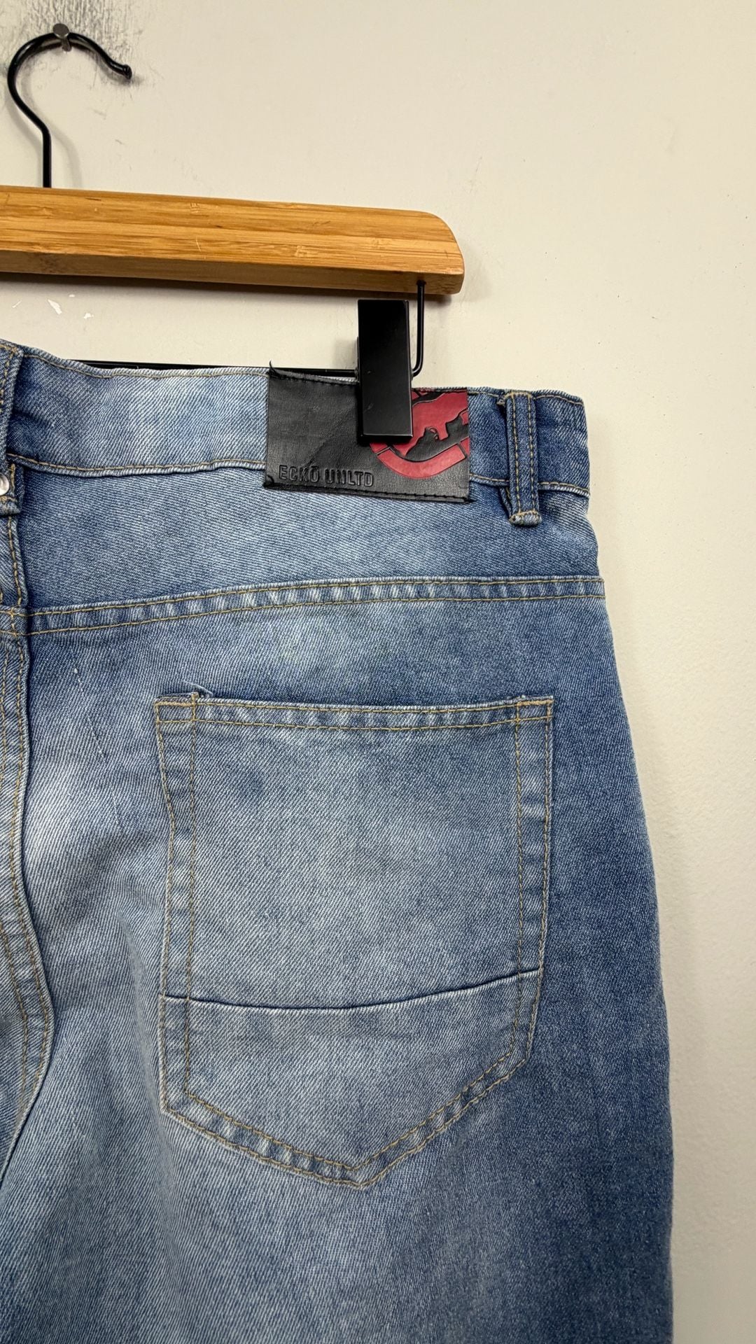 Ecko Unltd. Denim Shorts Size 34 Relaxed Distressed Blue 8