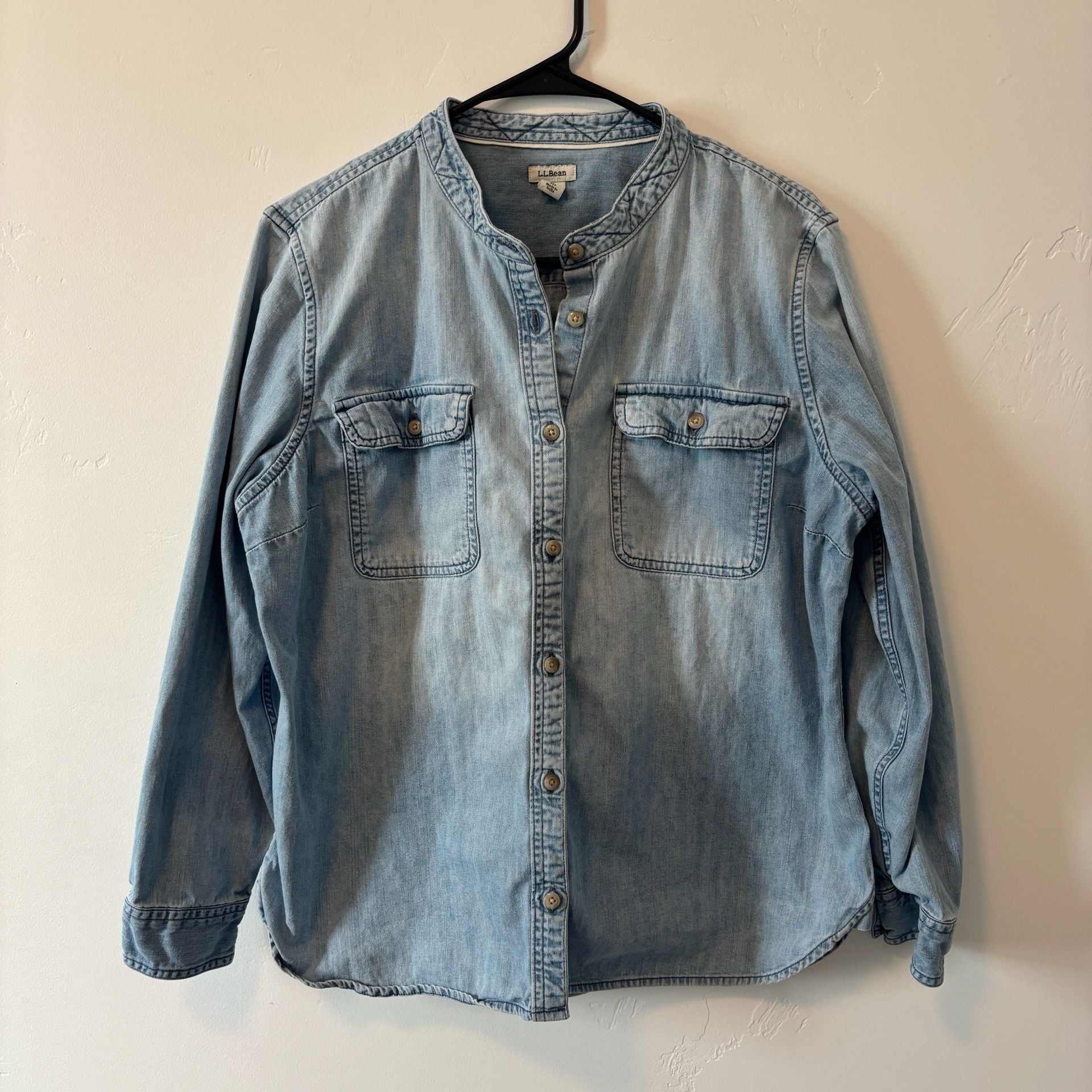 LL Bean Women's Denim Button Up Shirt L 100% Cotton Chambray Mandarin Collar 3