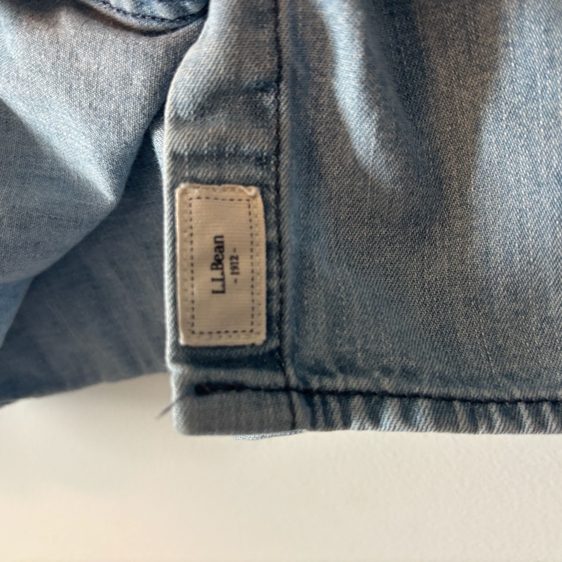 LL Bean Women's Denim Button Up Shirt L 100% Cotton Chambray Mandarin Collar 5