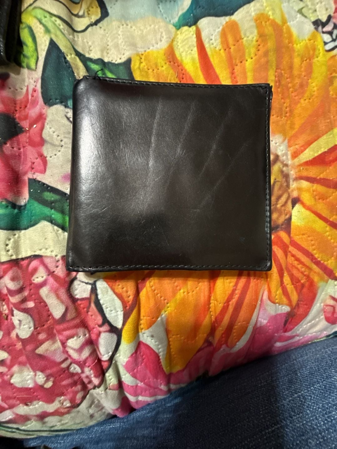 Generic Black Leather Bifold Wallet With ID Window 1
