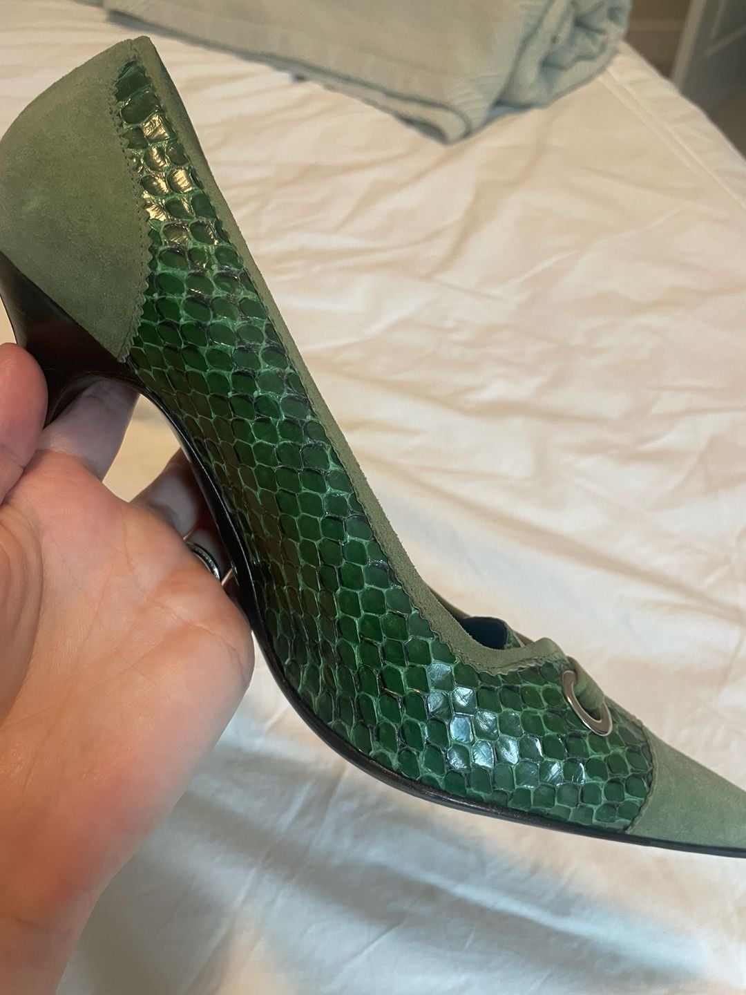 Vintage Dolce & Gabbana Green Python and Suede Pump Heels 5