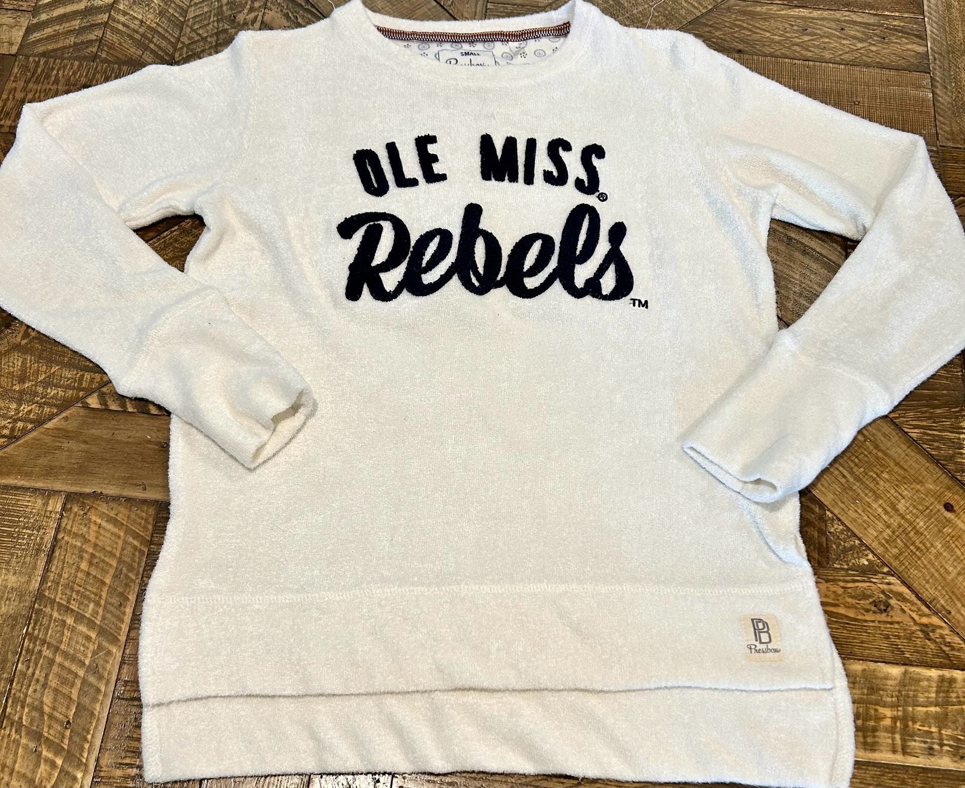Pressbox Ole Miss Rebels Sweatshirt Size Small White Cuddle Knit 2