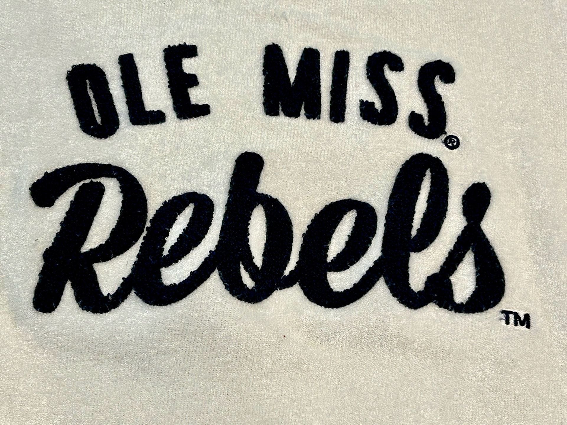 Pressbox Ole Miss Rebels Sweatshirt Size Small White Cuddle Knit 5