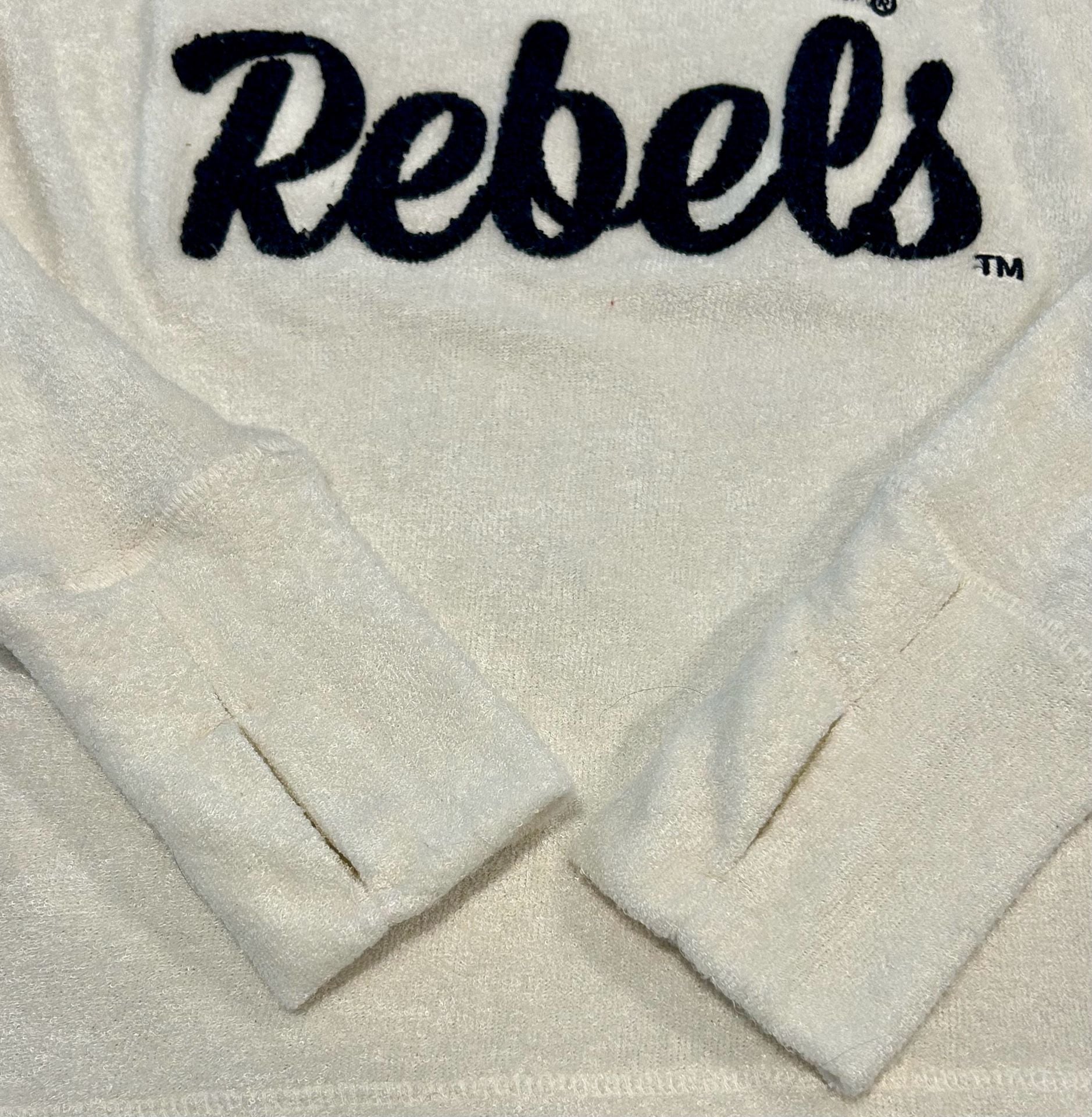 Pressbox Ole Miss Rebels Sweatshirt Size Small White Cuddle Knit 7