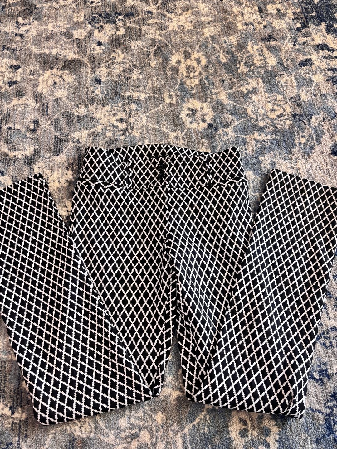 Soho Apparel Ltd. Pants Size 6 Black White Diamond Pattern Slim Trousers 3