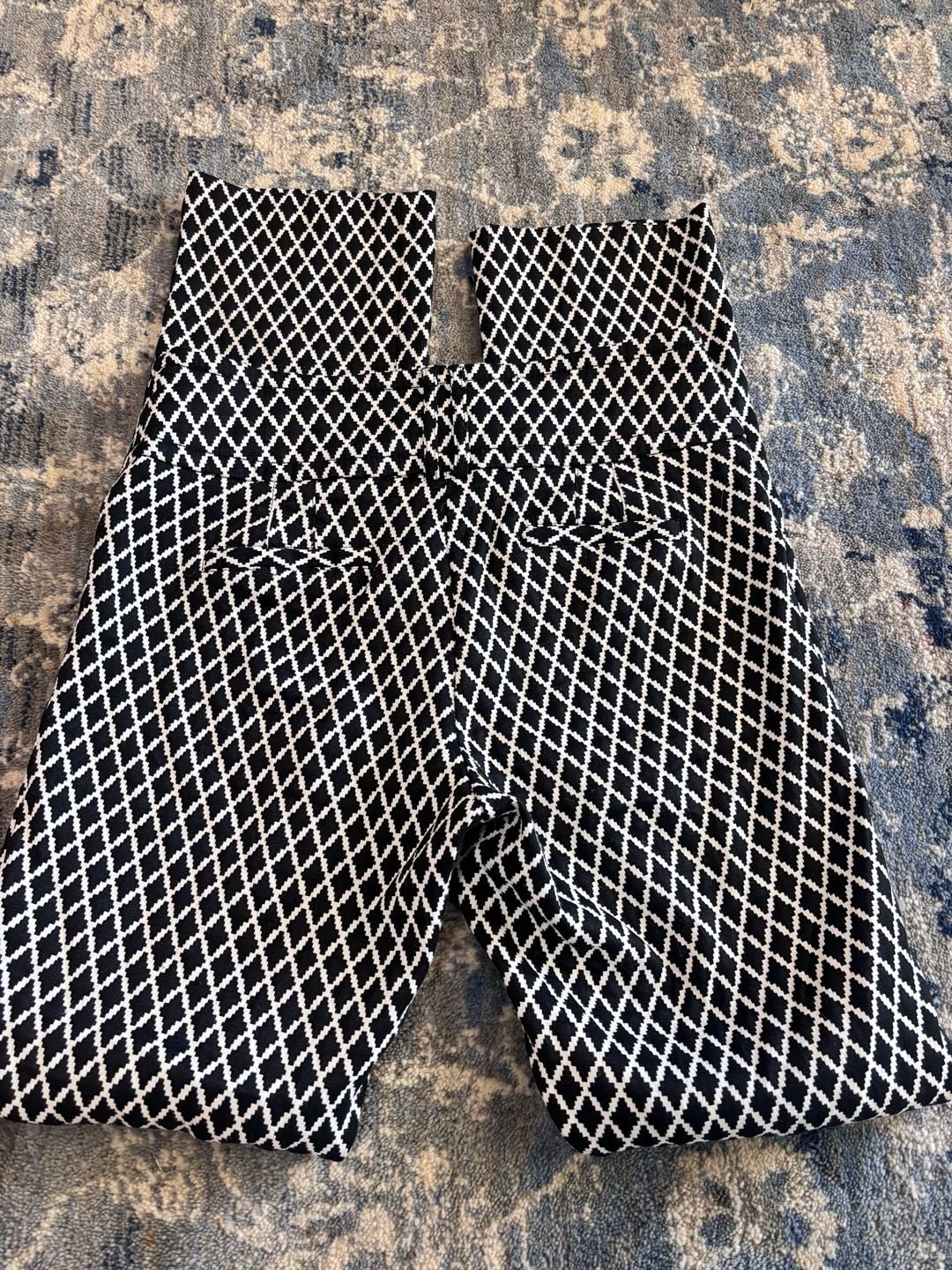 Soho Apparel Ltd. Pants Size 6 Black White Diamond Pattern Slim Trousers 6