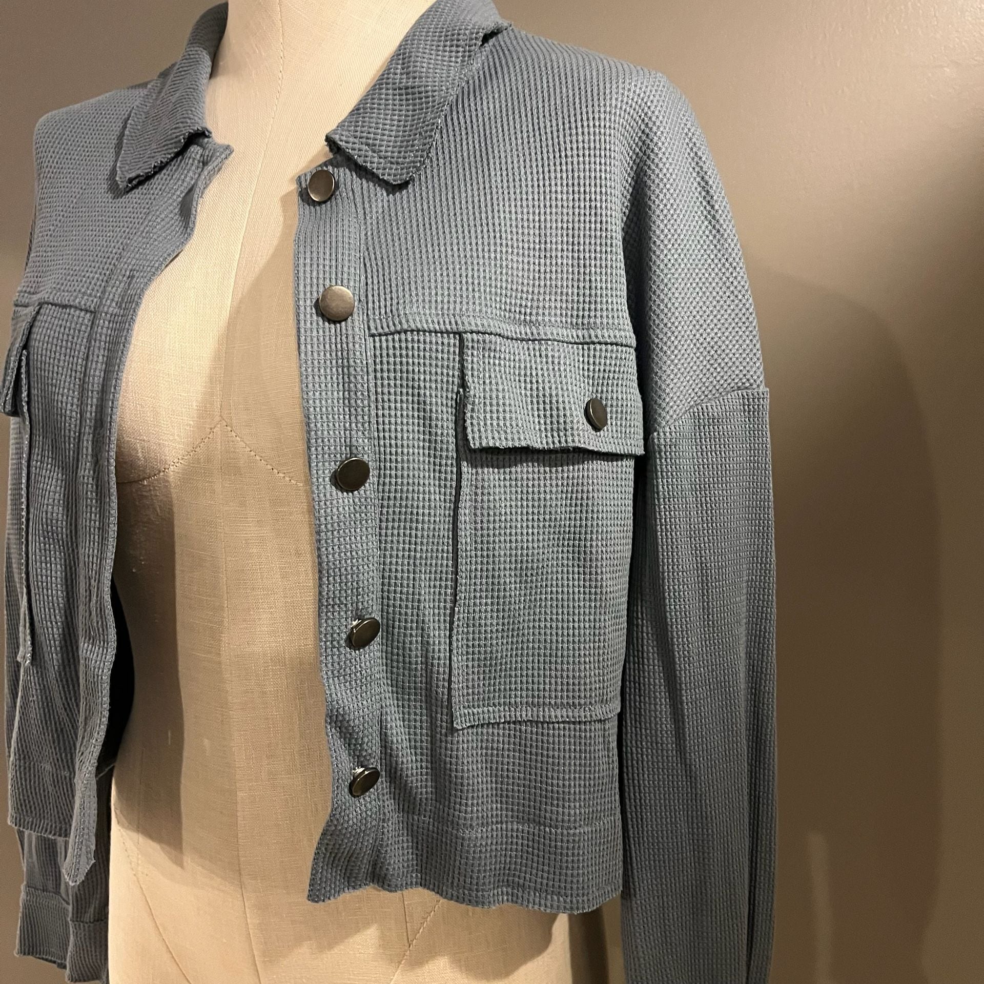 Unbranded Blue Waffle Knit Crop Button Up Jacket Shacket Size Medium 2