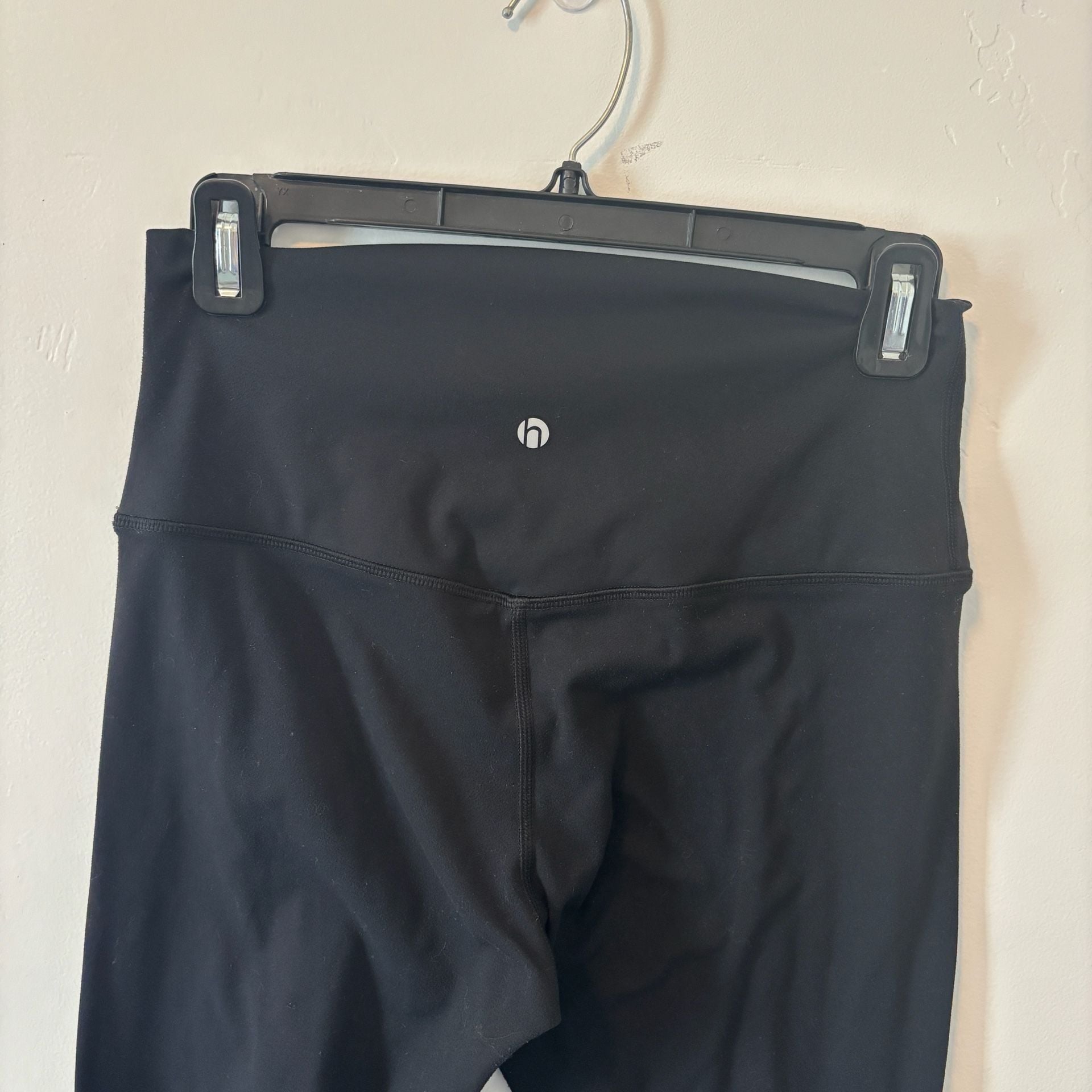 HeyNuts Workout Pro Buttery Soft Black Leggings 4