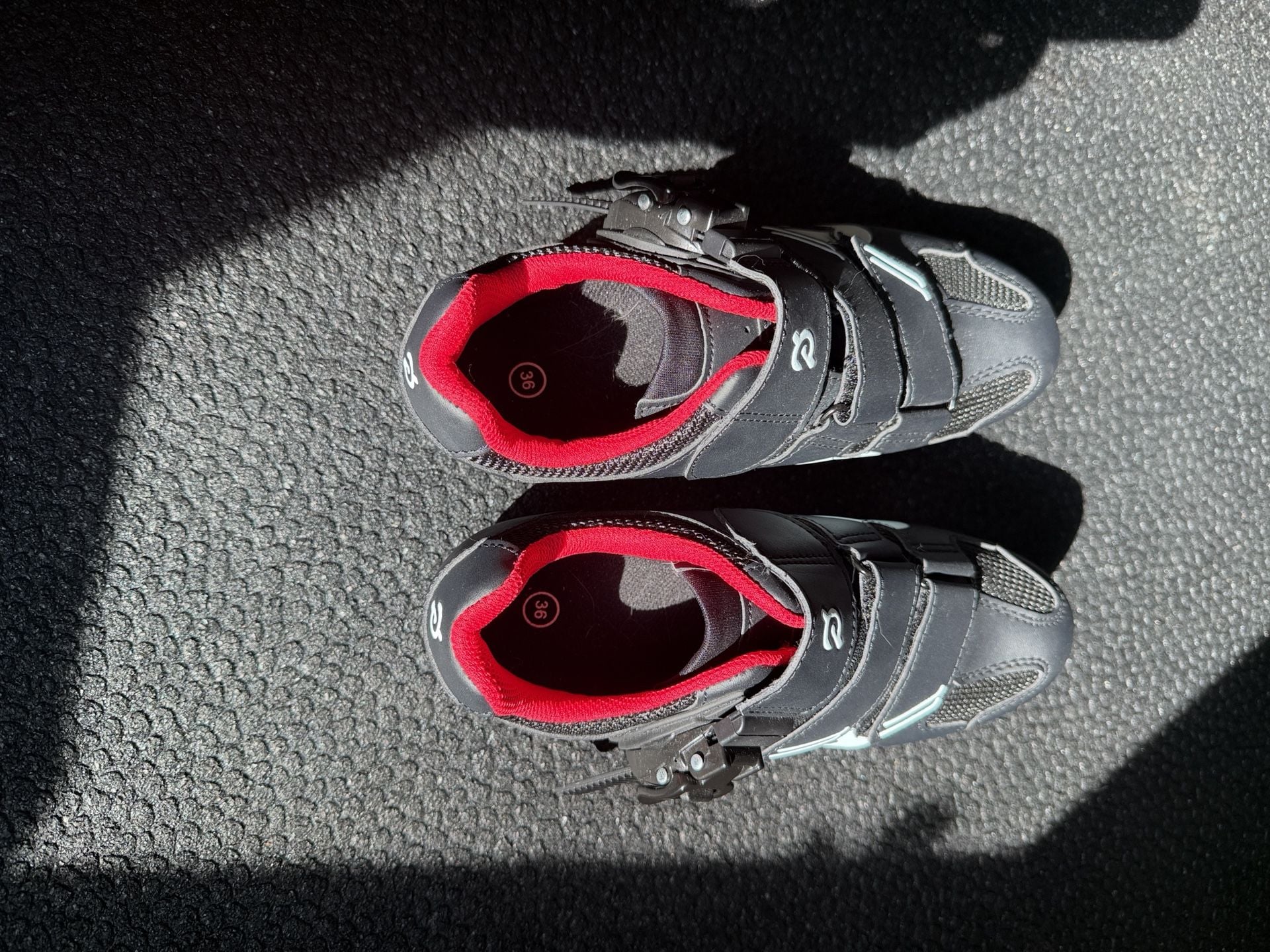 Peloton Cycling Shoes Size 36 Black Red Cleats 4