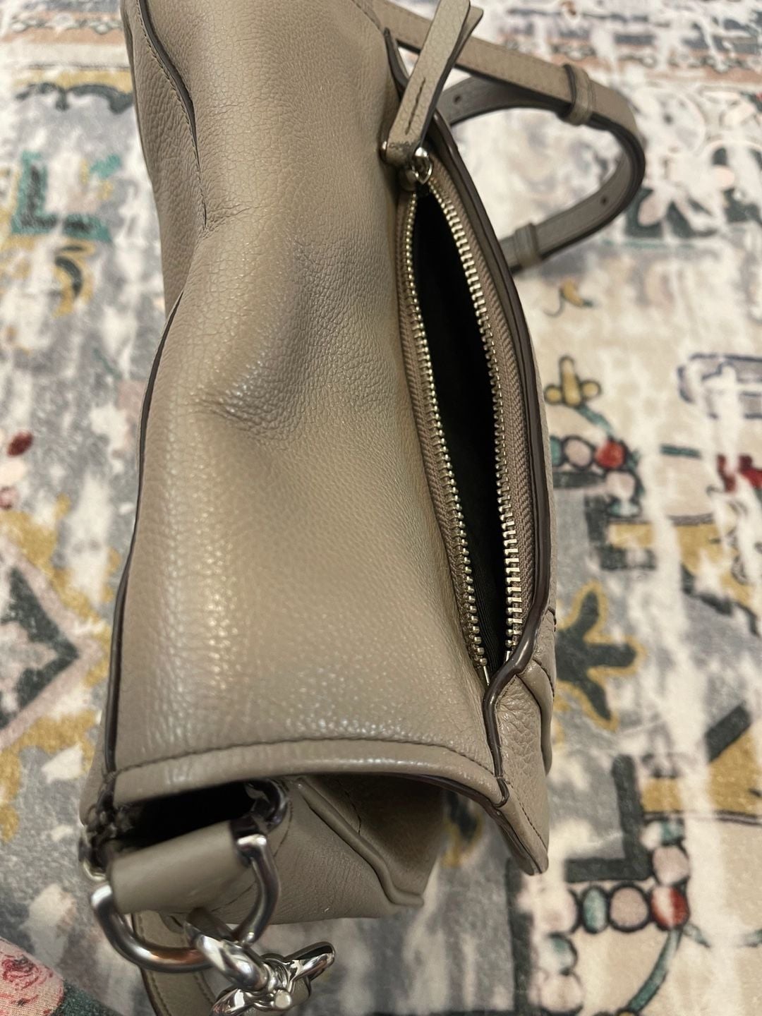 Marc Jacobs Empire City Crossbody Bag Taupe Leather 7