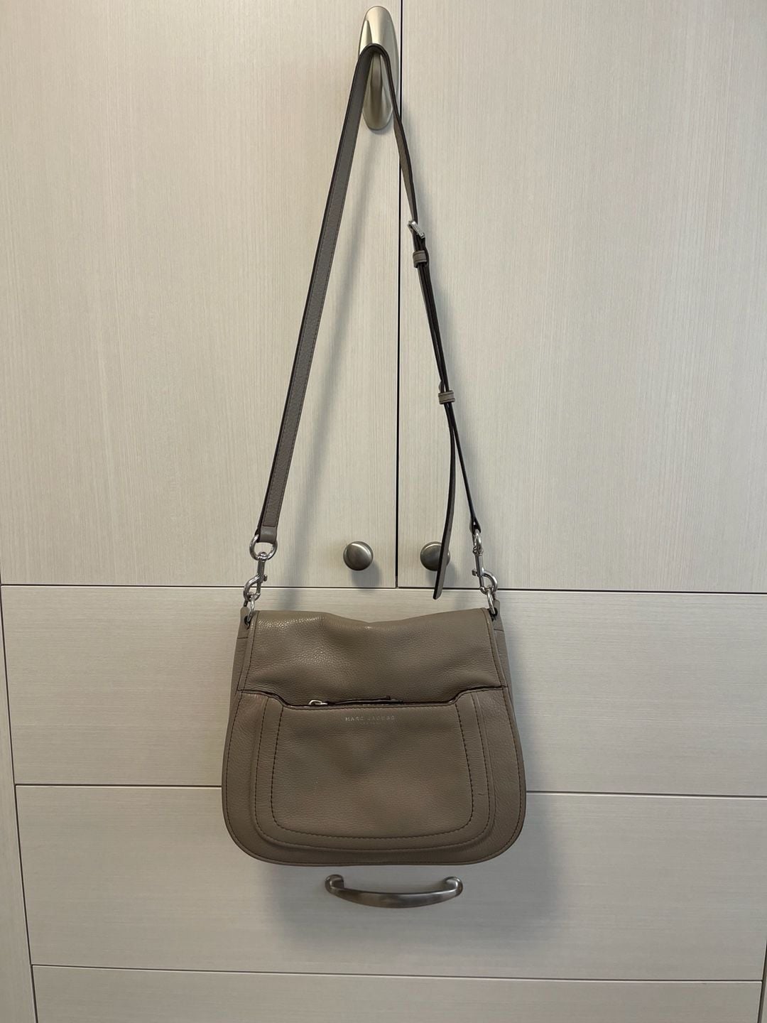 Marc Jacobs Empire City Crossbody Bag Taupe Leather 12