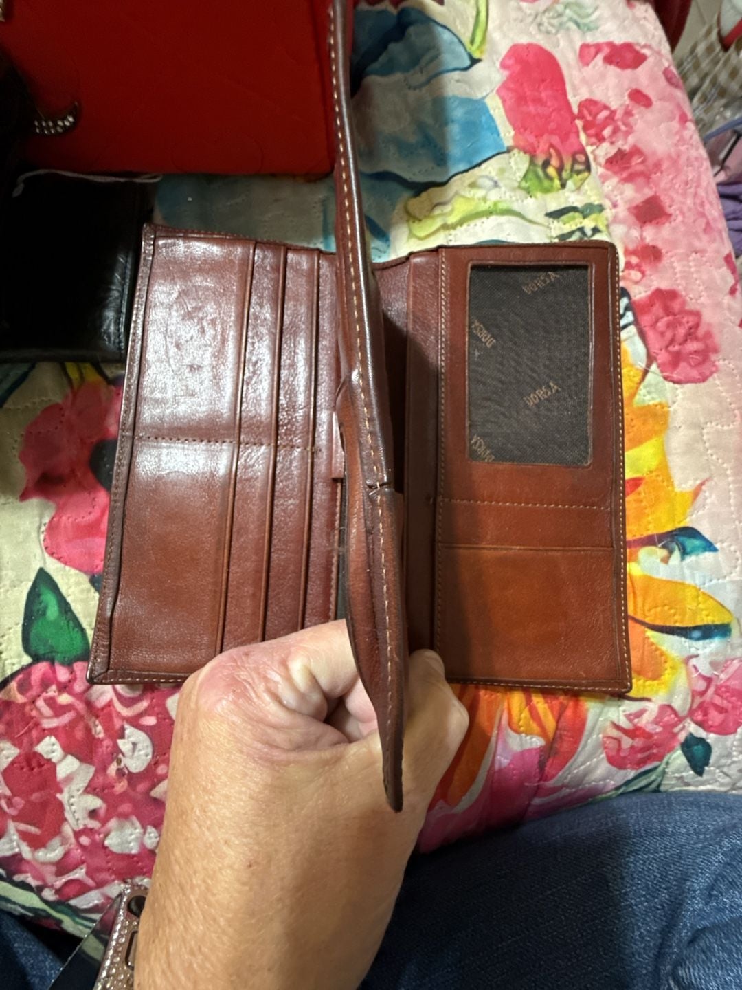 Dorsa Leather Checkbook Wallet Brown 10