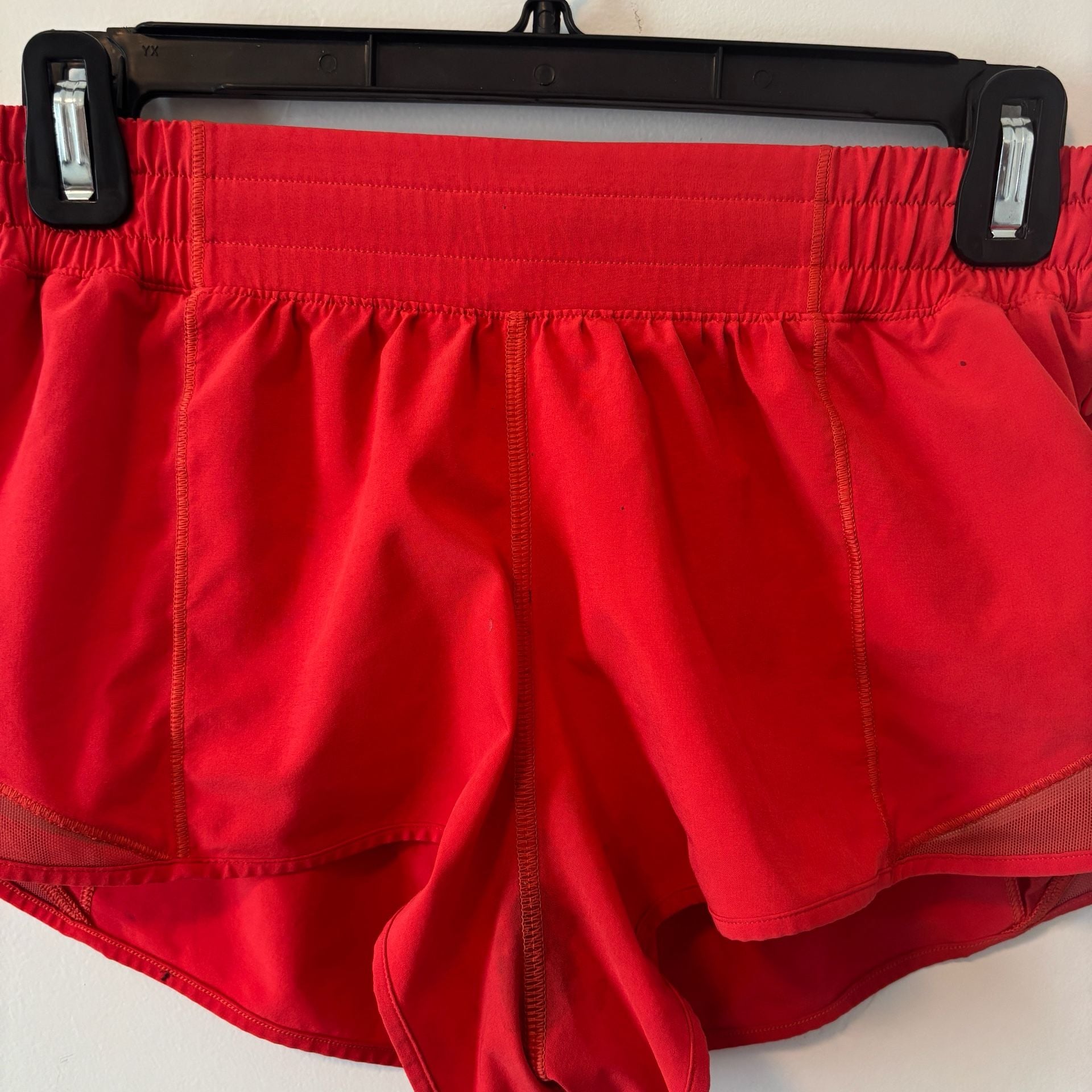 Lululemon Hotty Hot High Rise Short 4 Red Athletic Running 3