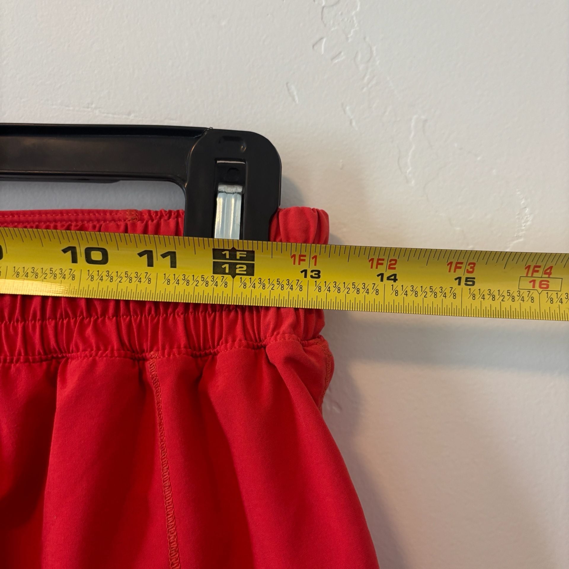 Lululemon Hotty Hot High Rise Short 4 Red Athletic Running 7
