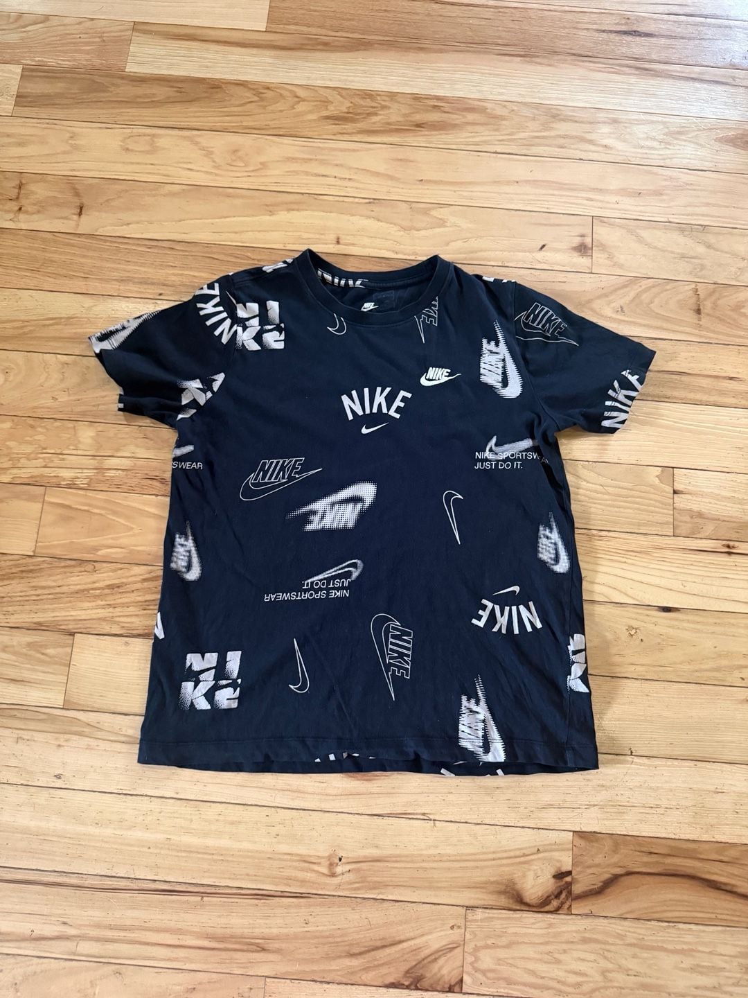 Nike All Over Print Tee Size XL Black Graphic Logo 5