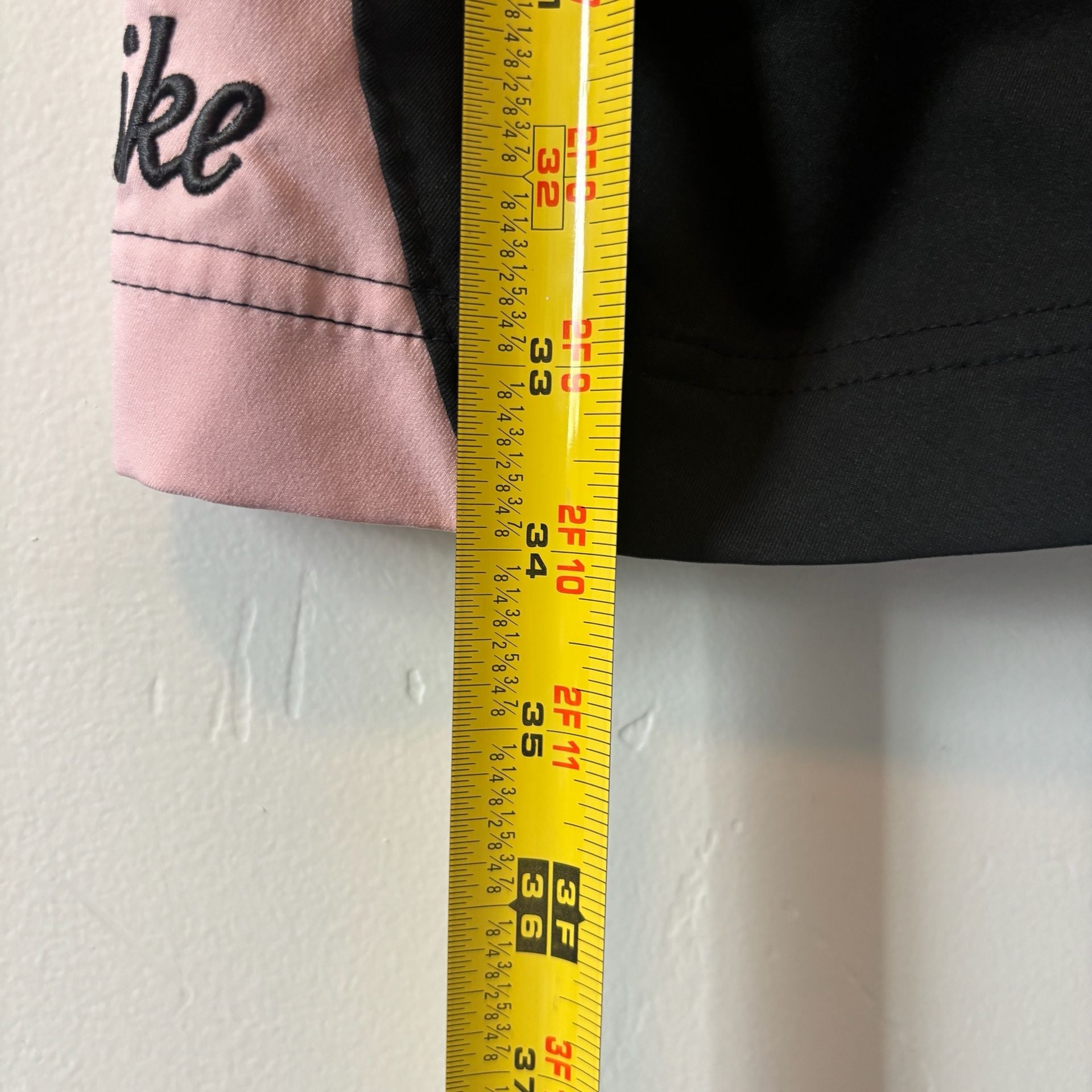 Nike Capri Pants Size XL 16-18 Black Pink Athletic Cropped Silver Tag 9
