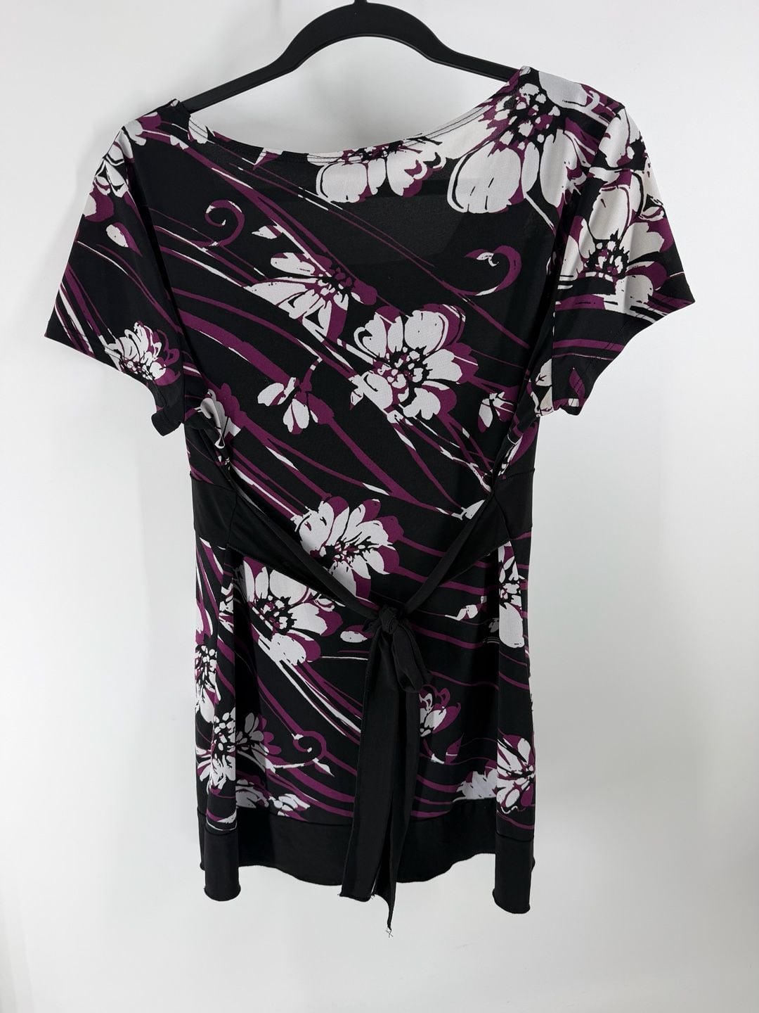 Perception Concept Top Size L Black White Purple Floral Waist Tie 2
