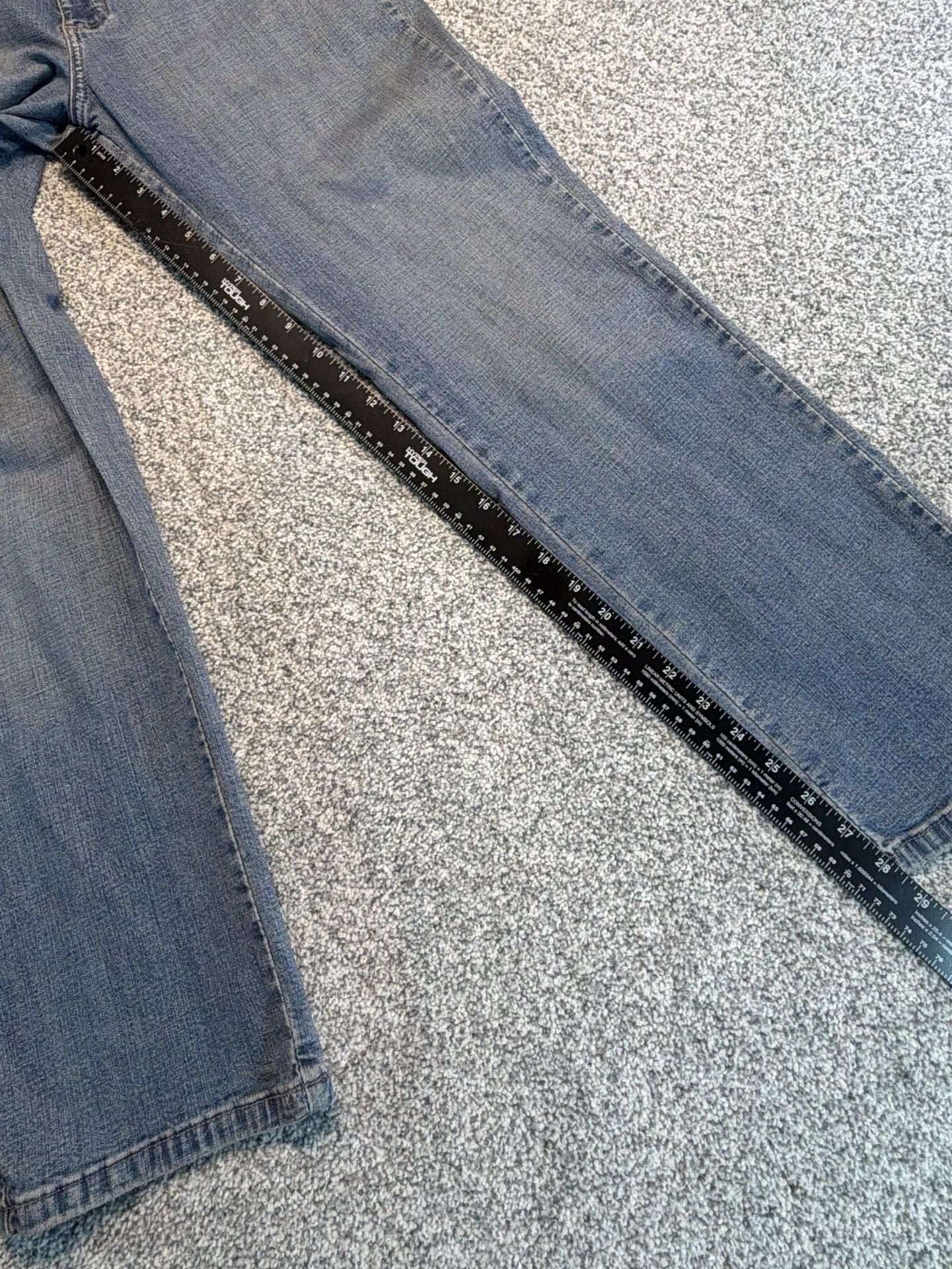 Lee Platinum classic comfort women’s 8P jeans Blue Denim Straight Leg 3